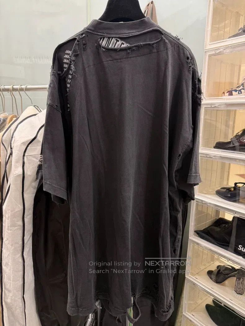 Balenciaga Balenciaga 3B Double Layer Distressed Tee. Size US XS / EU 42 / 0 - 1 Thumbnail