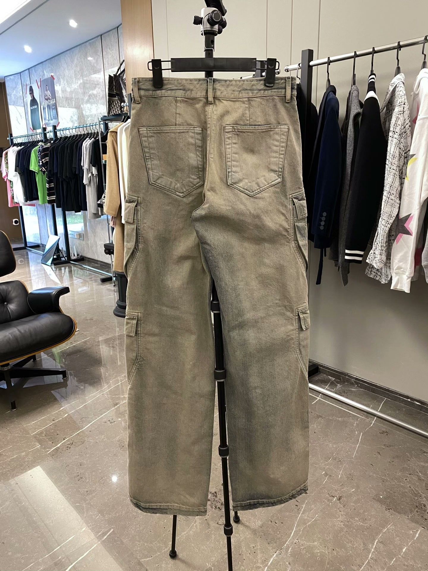 Rick Owens Rick Owens Distressed Jeans 37 Women Size 37" - 1 Thumbnail