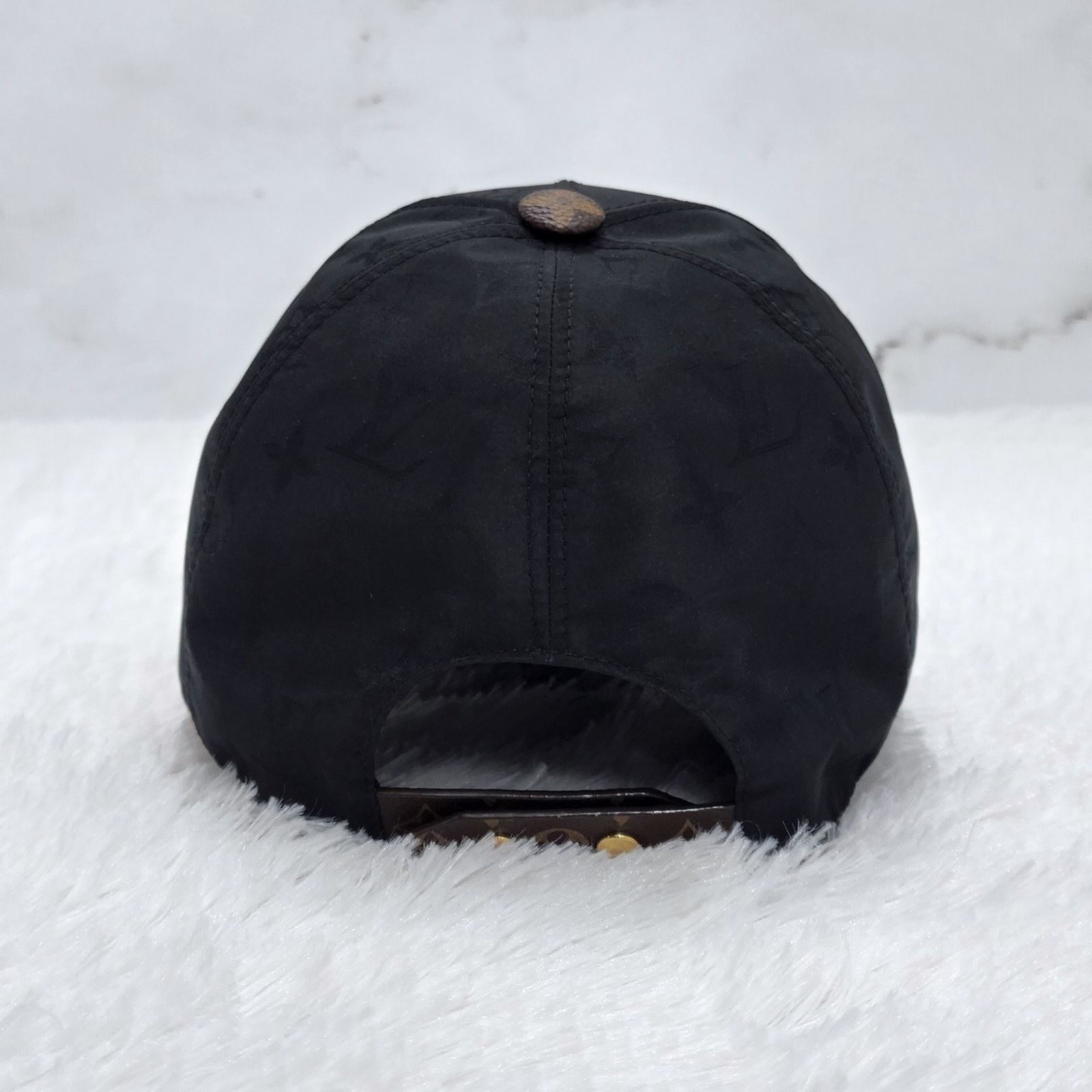 Louis Vuitton Louis Vuitton Cap Ou Pas Baseball Cap Black Medium NWOT Size ONE SIZE - 5 Thumbnail