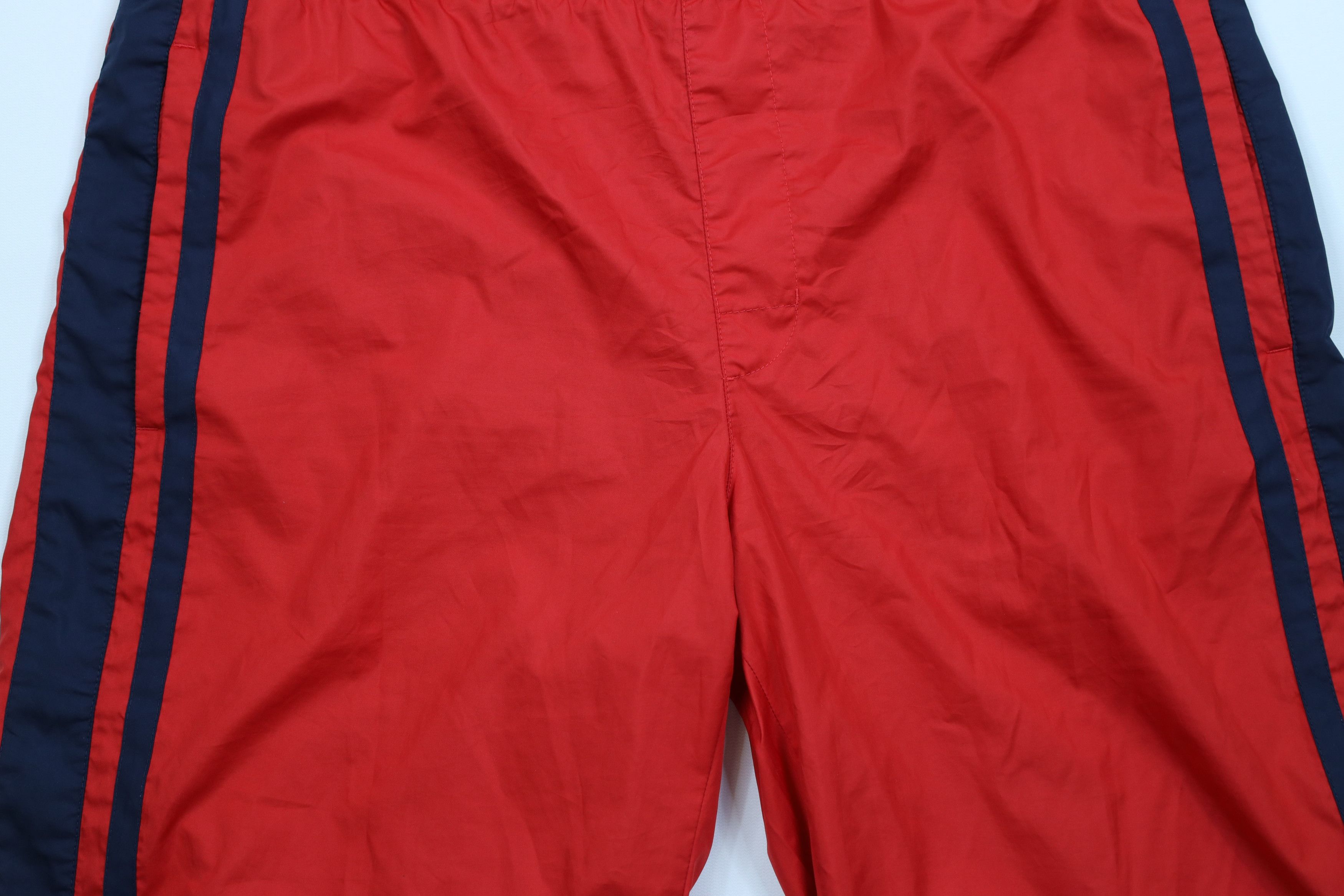 Nike AS IS Vintage Y2K Nike Mini Swoosh Striped Lined Shorts Size US 34 / EU 50 - 3 Thumbnail