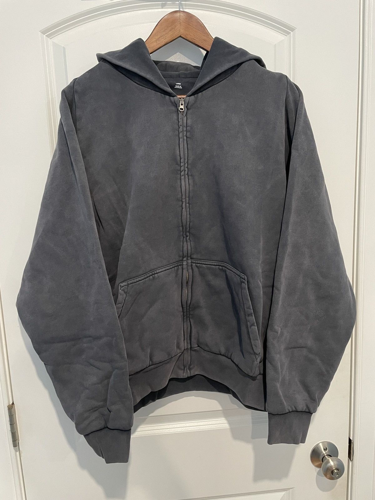 Balenciaga × Gap × Yeezy WINTER SALE Yeezy Gap Zip Up Hoodie Poetic Black Large Size US L / EU 52-54 / 3 - 1 Thumbnail