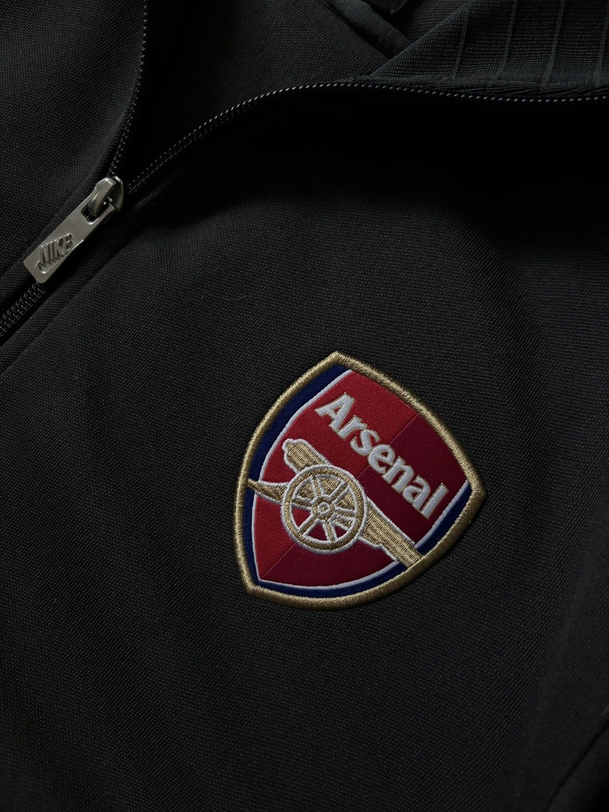 Vintage Nike x Arsenal vintage Track Top soccer black jacket Size US L / EU 52-54 / 3 - 5 Thumbnail