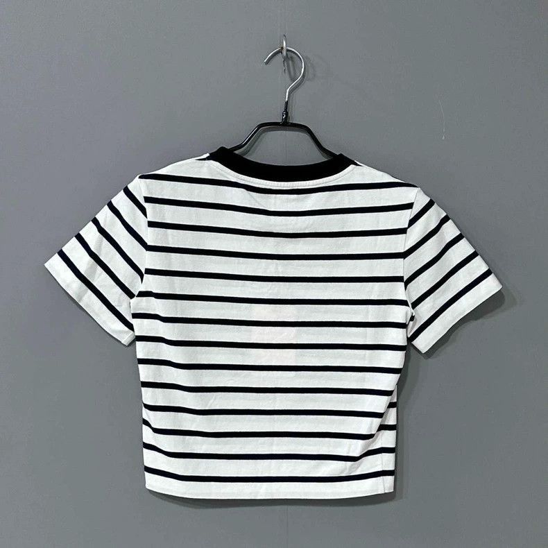 Louis Vuitton Short Sleeve Cropped LV Logo T -2505 Size S / US 4 / IT 40 - 3 Thumbnail