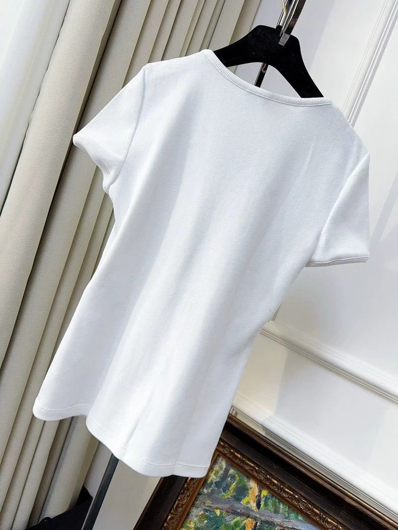 Chanel Chanel 23C Embroidered Sequin White T-Shirt Size M / US 6-8 / IT 42-44 - 2 Thumbnail