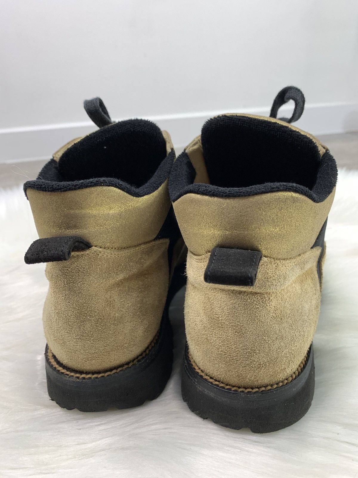 Chanel Chanel Vintage CC Logo Suede Hiking Boots 37/38 Size Size US 7 / IT 37 - 6 Thumbnail