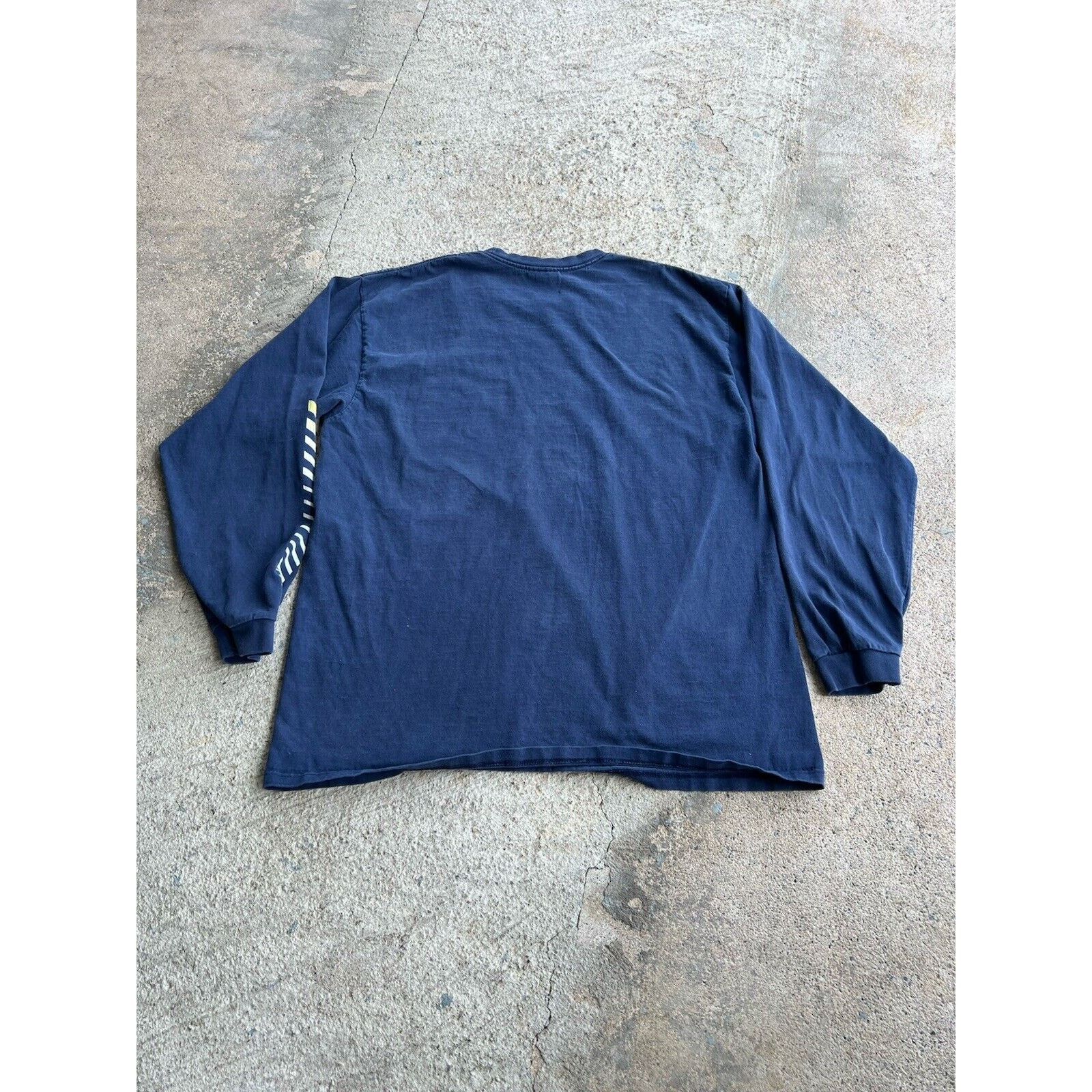Nike Vintage Y2K Nike Center Check Longsleeve Shirt Large Faded Size US L / EU 52-54 / 3 - 6 Thumbnail