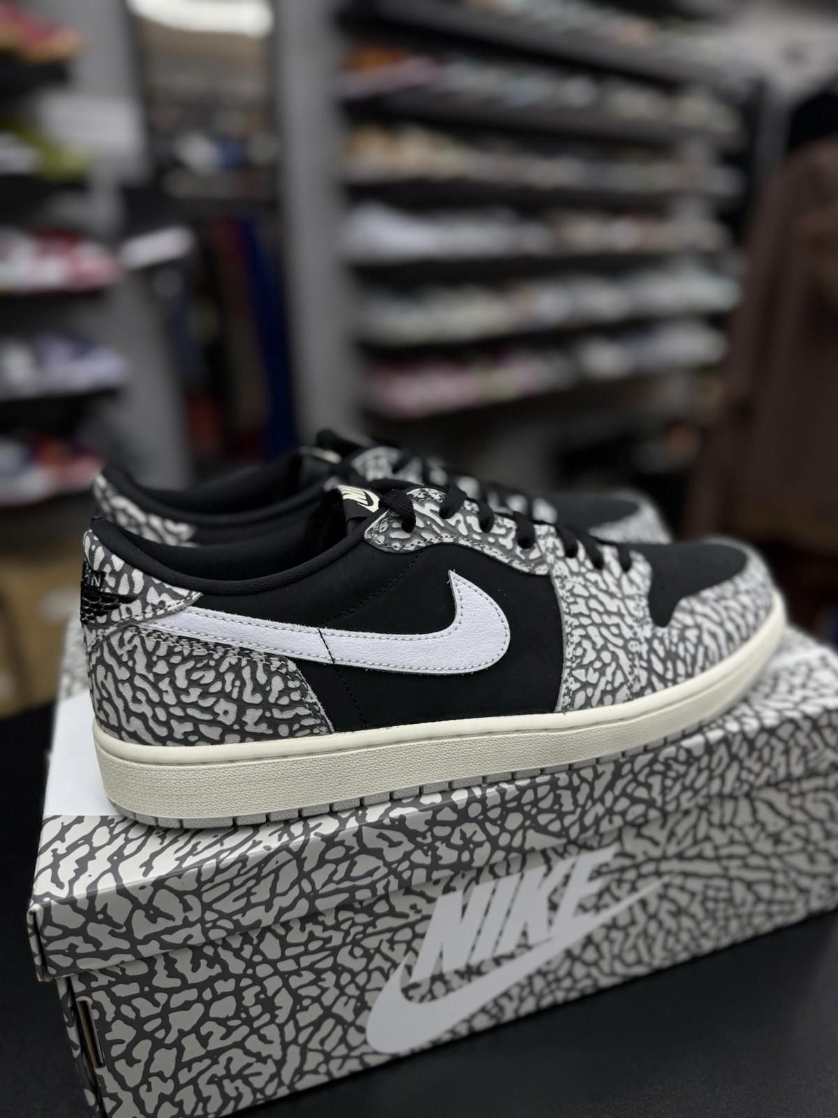 Jordan Brand Air Jordan 1 Retro OG Low Black Cement Size 13 CZ0790-001 Size US 13 / EU 46 - 3 Thumbnail