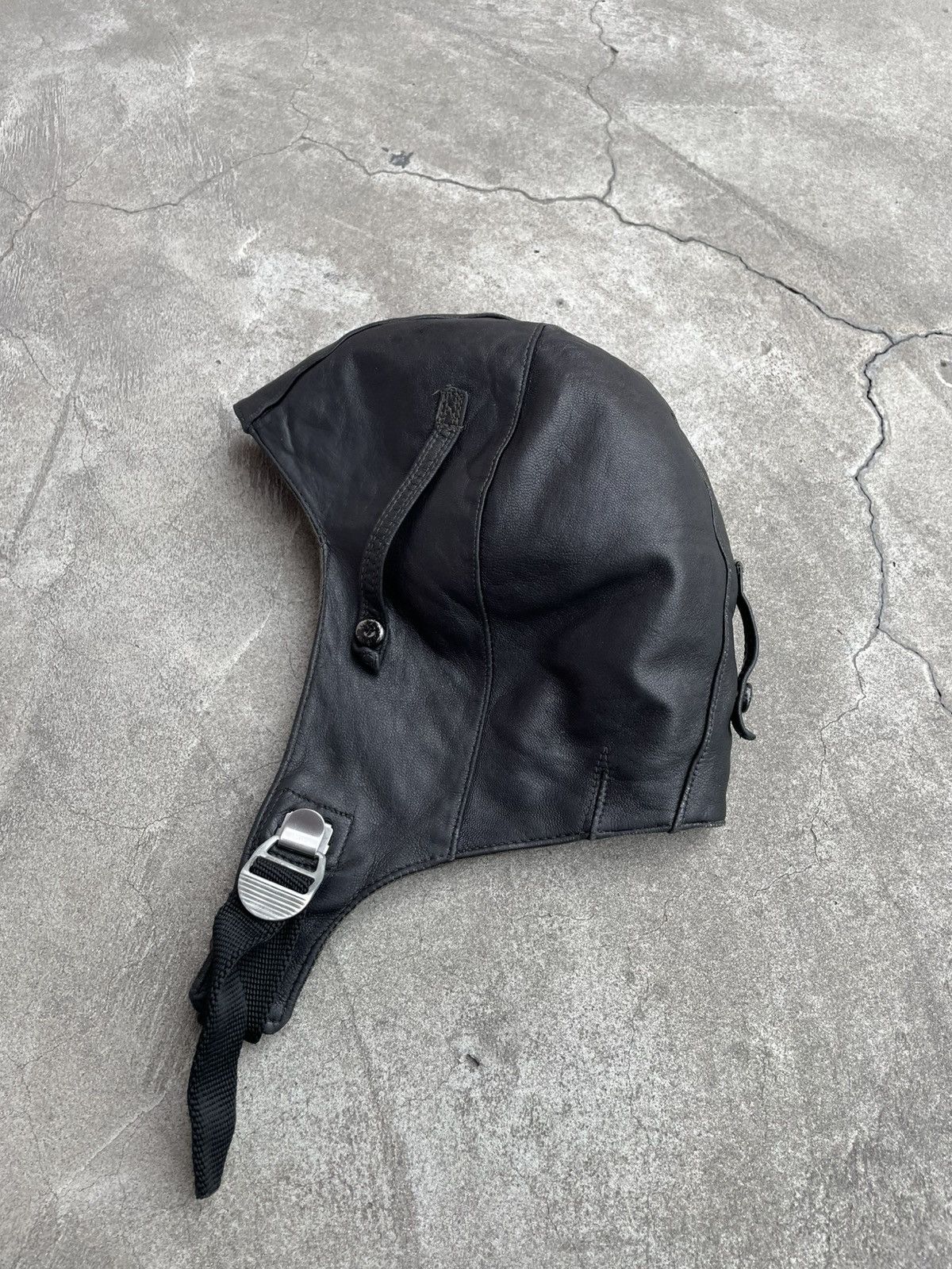 Vintage 1979 Parachute Tester’s Helmet in Leather, Ukrainian SSR Size ONE SIZE - 10 Thumbnail