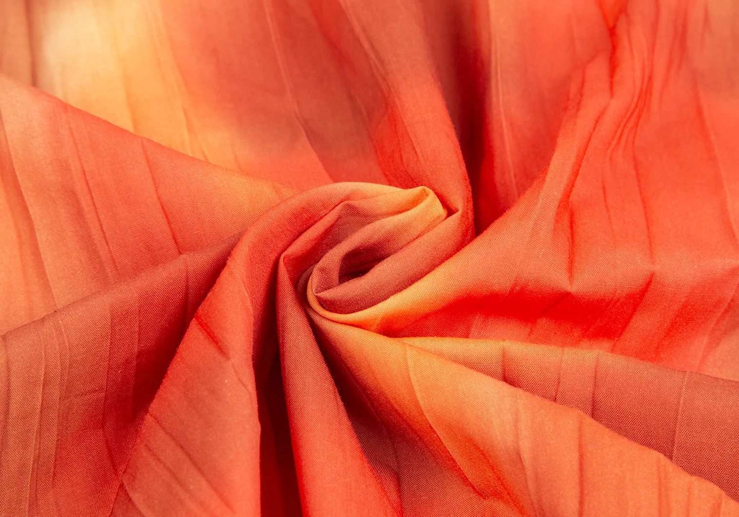 Issey Miyake Tie-Dye Pleated Design Shirt in Orange Size US XL / EU 56 / 4 - 15 Thumbnail