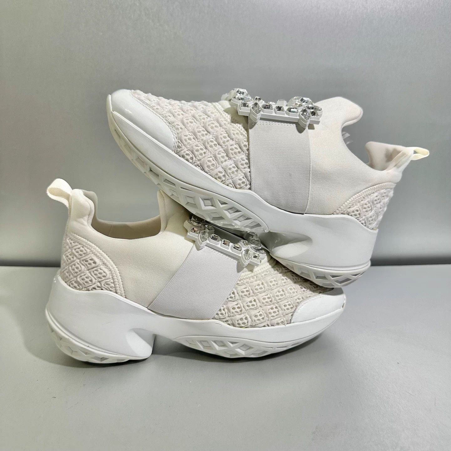 Louis Vuitton Louis Vuitton Skate Beige 6/40 Like New Size US 6 / IT 36 - 3 Thumbnail