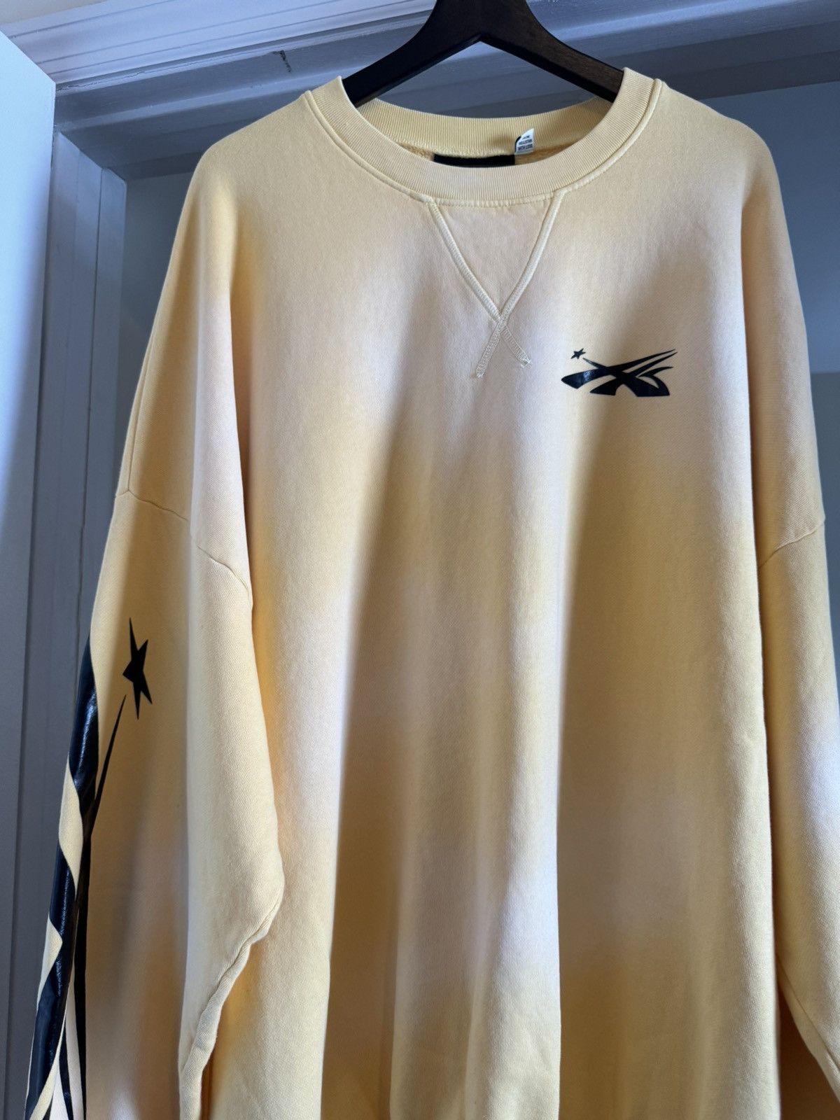 HELLSTAR Hellstar sports crewneck size L | Grailed