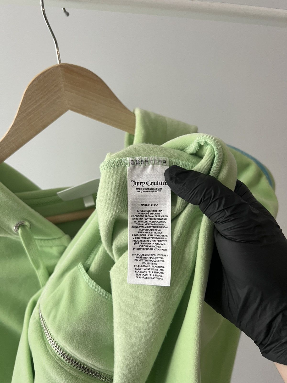 Juicy Couture Juicy Couture Women's Green Madison Hoodie Velour Medium Size M / US 6-8 / IT 42-44 - 15 Thumbnail