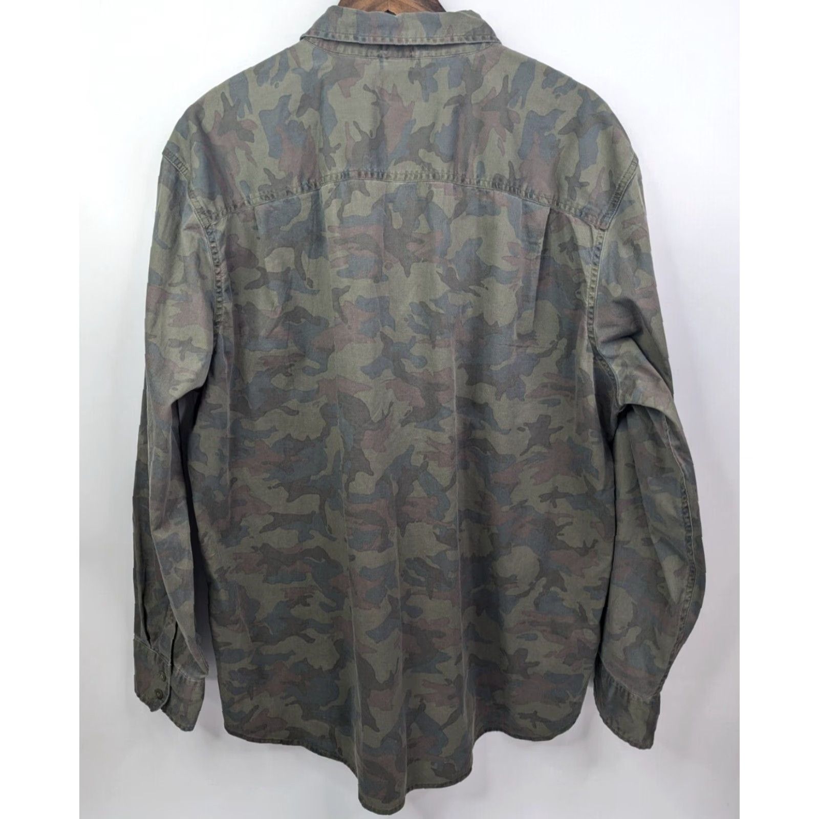 Vintage St. John's Bay Outdoor Camouflage Green Long Sleeve Button-Up Shirt 2XL Pockets Men Size US XXL / EU 58 / 5 - 5 Thumbnail