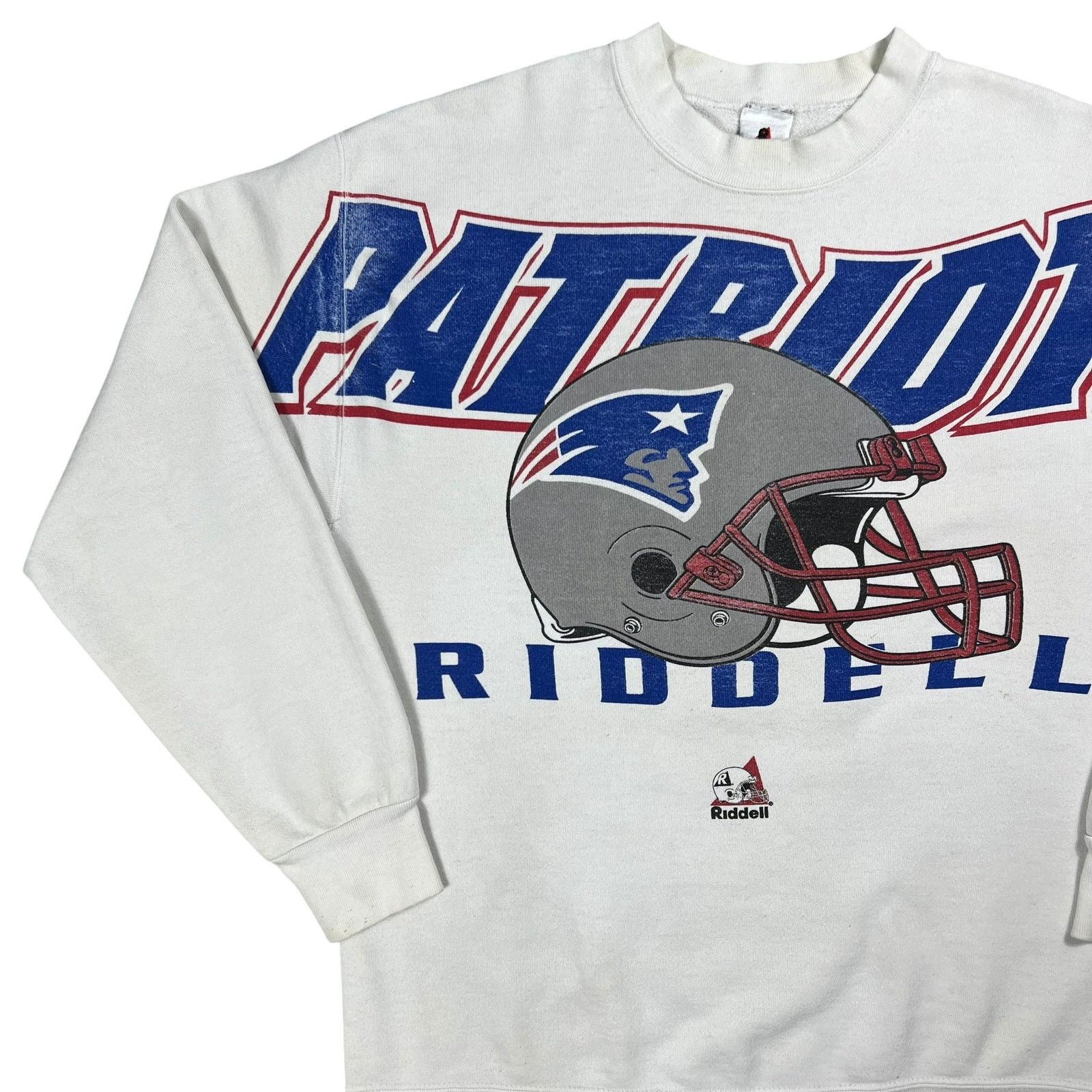 NFL × Riddell × Vintage Vintage 90s Riddell New England Patriots spell out crewneck Size US L / EU 52-54 / 3 - 4 Thumbnail