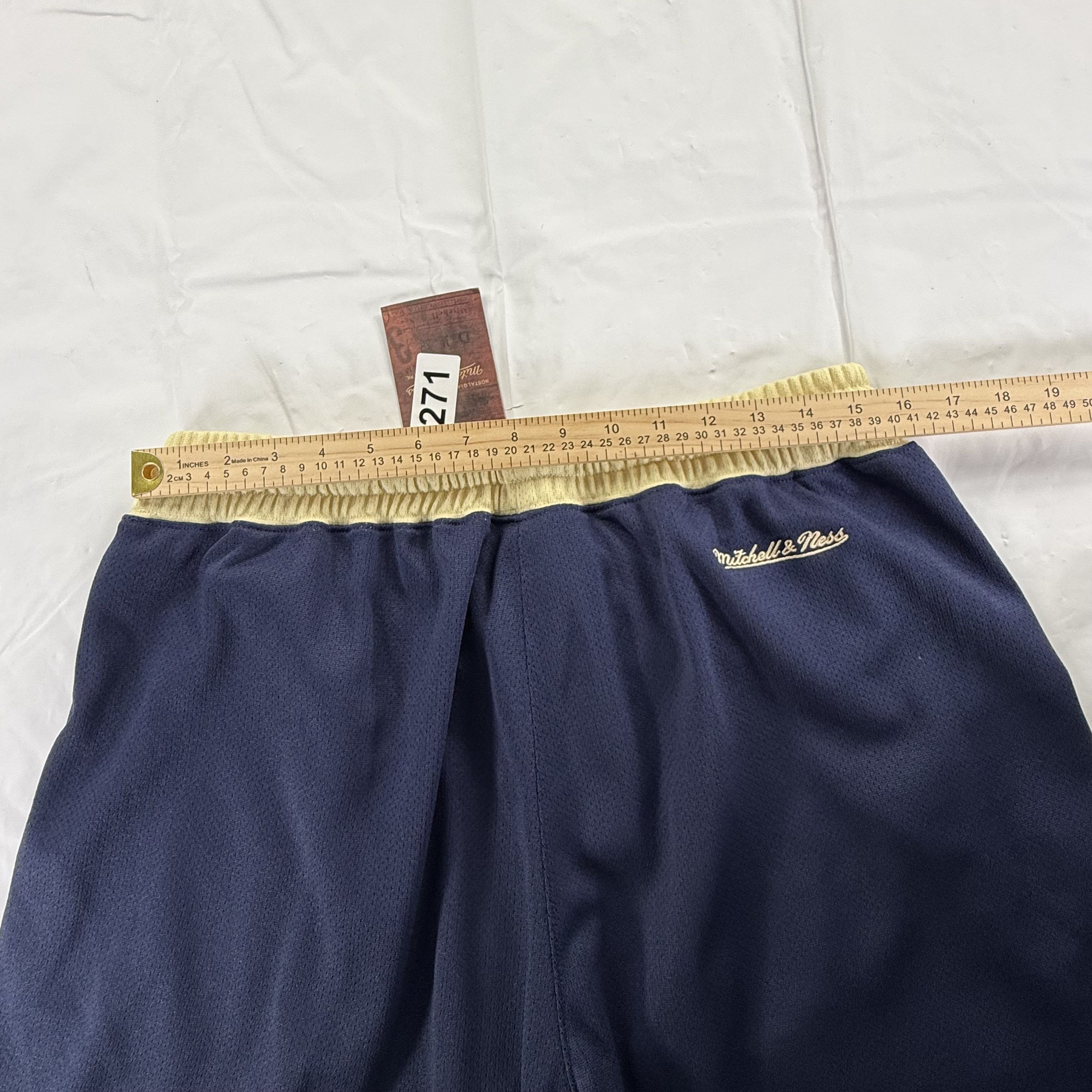 Mitchell & Ness Mitchell & Ness MLB New York Yankees OG 2.0 Mesh Shorts XL Size US 40 / EU 56 - 8 Thumbnail
