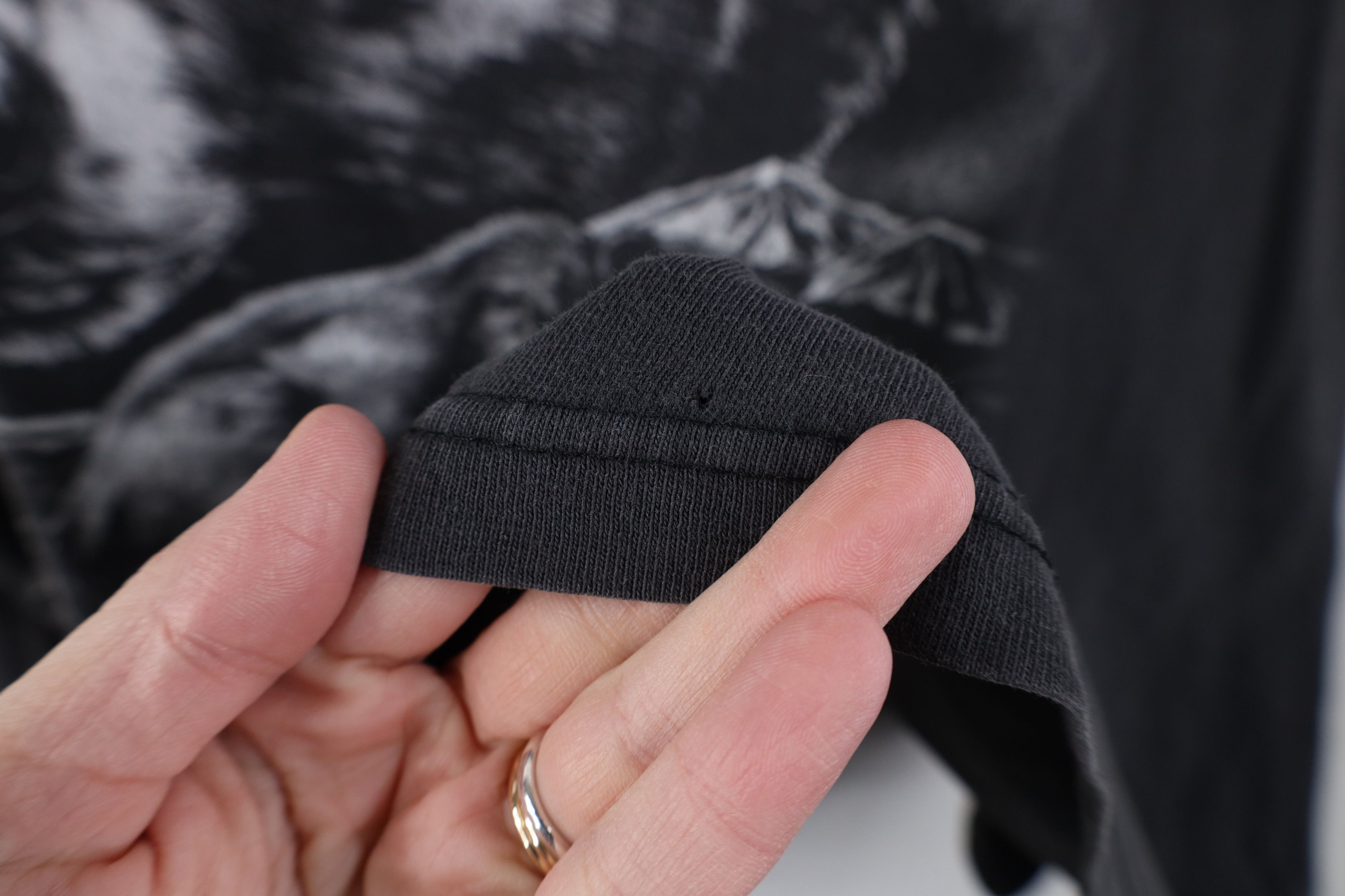 Vintage Vintage 90s Streetwear Michigan Nature T-Shirt Black Cotton Size US L / EU 52-54 / 3 - 10 Thumbnail