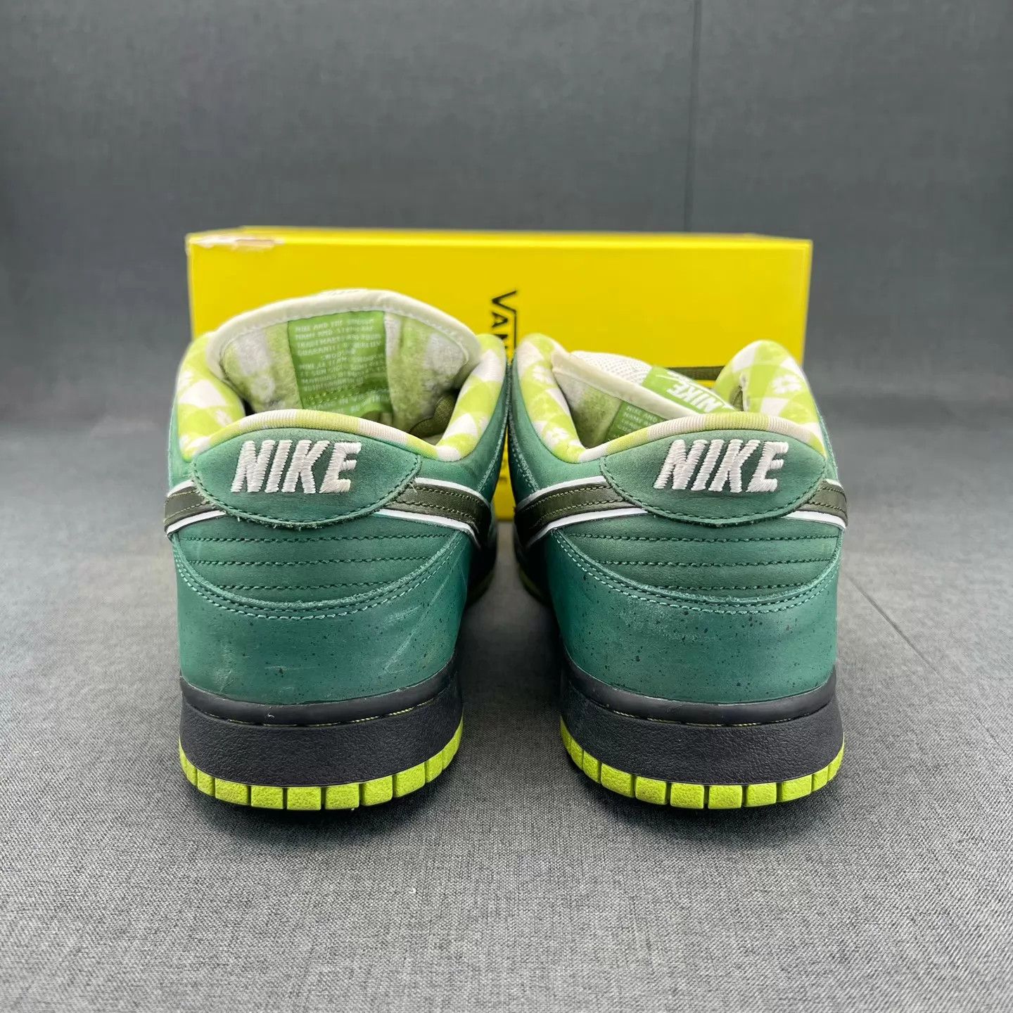 Nike Nike Dunk SB Low Green Lobster 45.5 Original Box Size US 12.5 / EU 45-46 - 5 Thumbnail