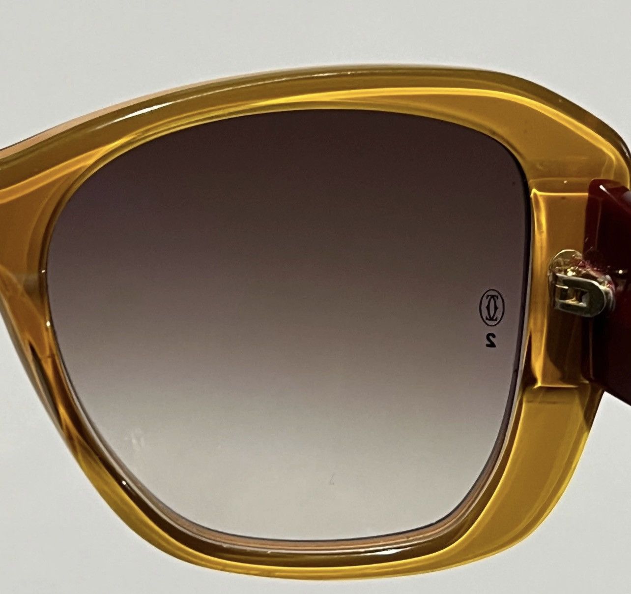 Cartier Cartier Paris Maroon Gradient Full Rim Cat-Eye Sunglasses Size ONE SIZE - 3 Thumbnail