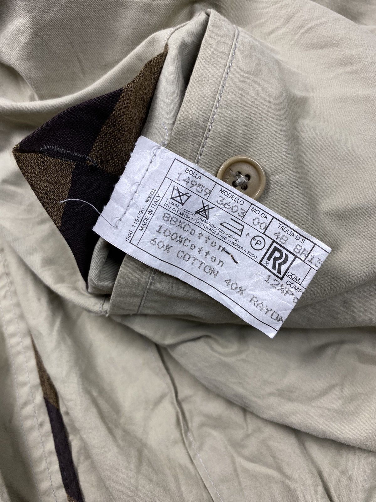 Fendi × Vintage Vintage Fendi trench coat Size US M / EU 48-50 / 2 - 13 Thumbnail