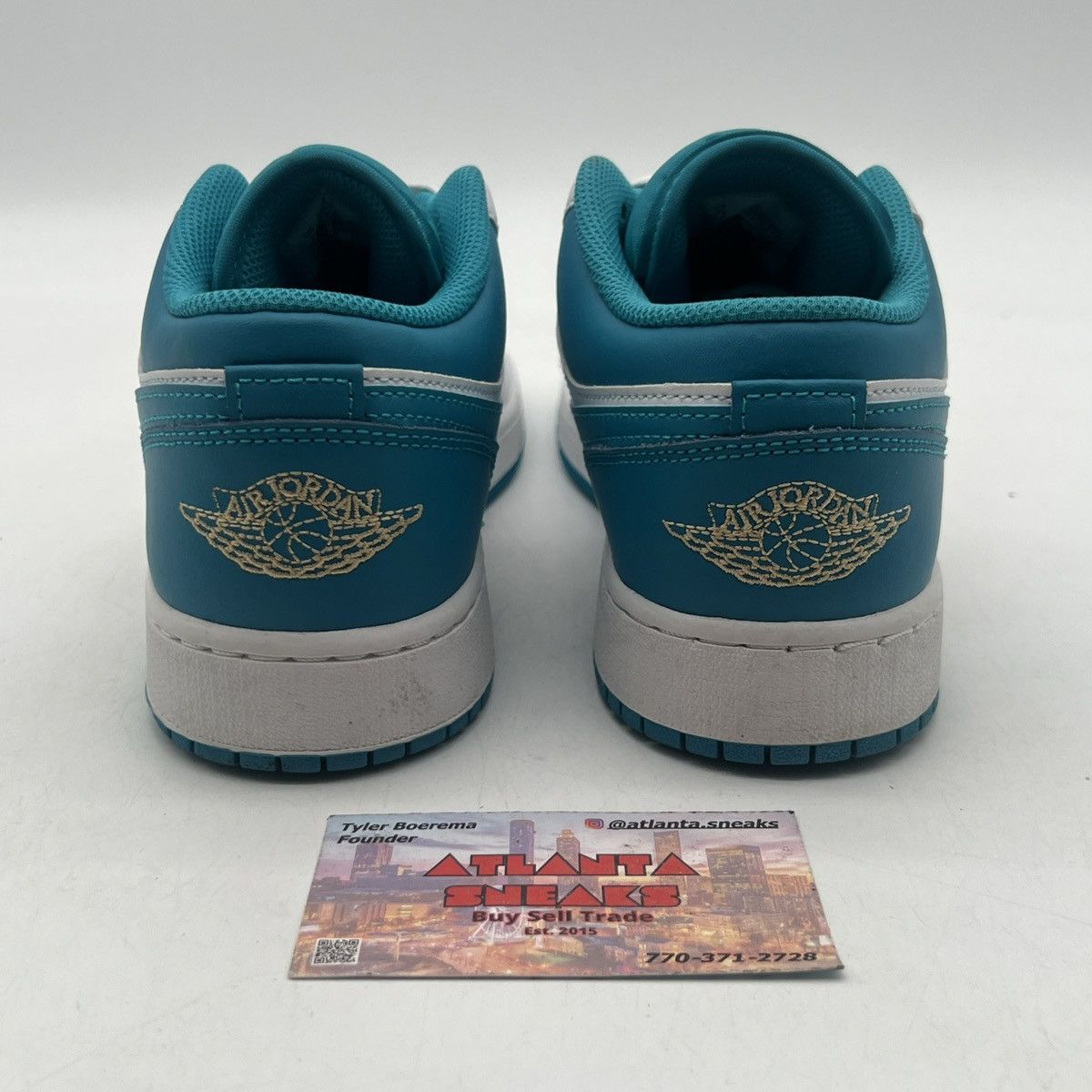 Nike Air Jordan 1 Low aquatone Size US 7 / EU 40 - 3 Thumbnail