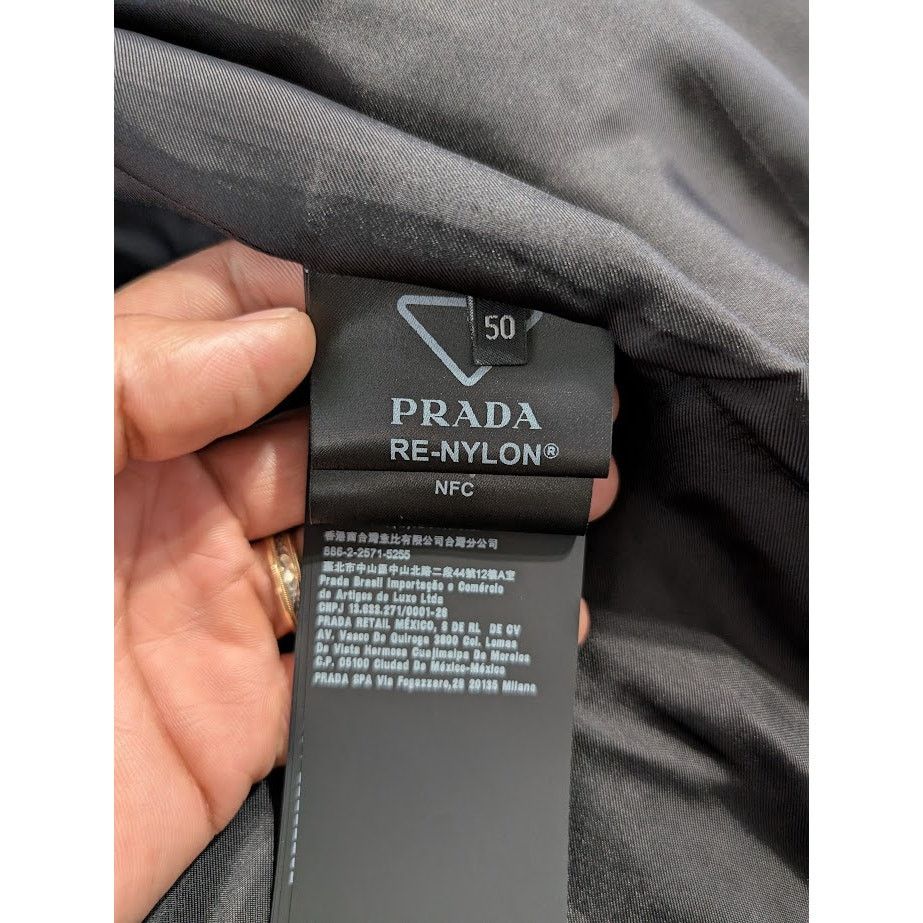Prada o1rshd1 Re-Nylon Blouson Jacket in Nero Size US M / EU 48-50 / 2 - 18 Thumbnail
