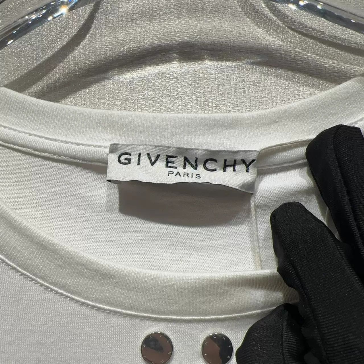 Givenchy Givenchy Blurred Logo Studded Short Sleeve T-Shirt L New Size US L / EU 52-54 / 3 - 3 Thumbnail