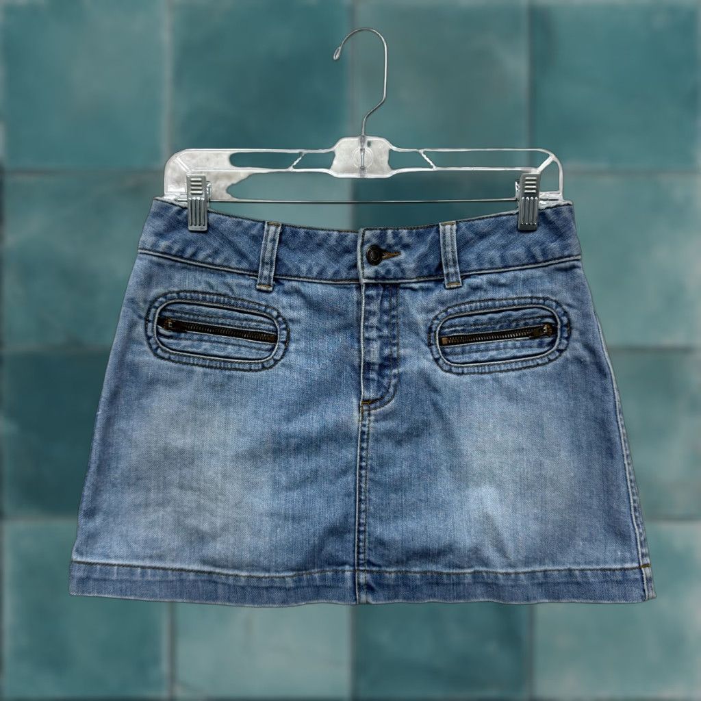 American Eagle Outfitters Y2K Vintage Demin Mini Skirt 6 27 Medium Low Rise Jean Fairy Cyber Grunge Womens Jeans Skirt Size 32" / US 10 / IT 46 - 1 Thumbnail