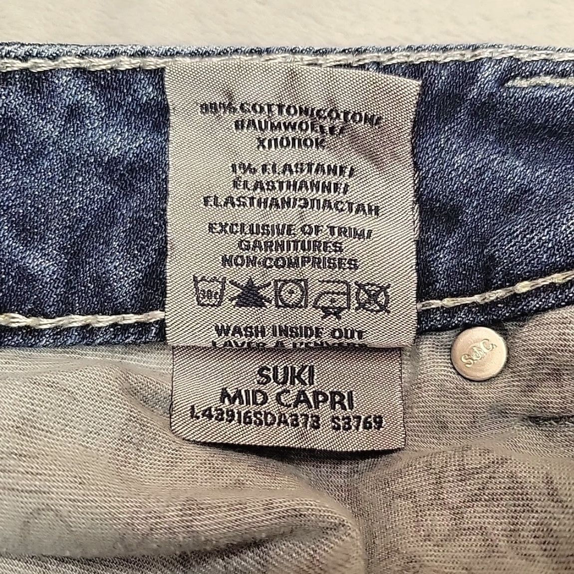 Silver Jeans Co. VINTAGE Silver Jeans Womens 31 Suki Mid Capri Stretch Blend Comfort Thick Stitch Western Shirt Size 24" / US 00 / IT 34 - 6 Thumbnail