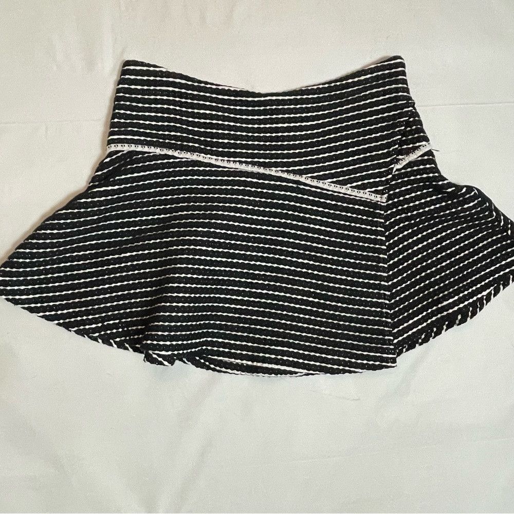 Free People New Free People Bento Asymmetrical Black White Cotton Mini Size 28" / US 6 / IT 42 - 7 Thumbnail