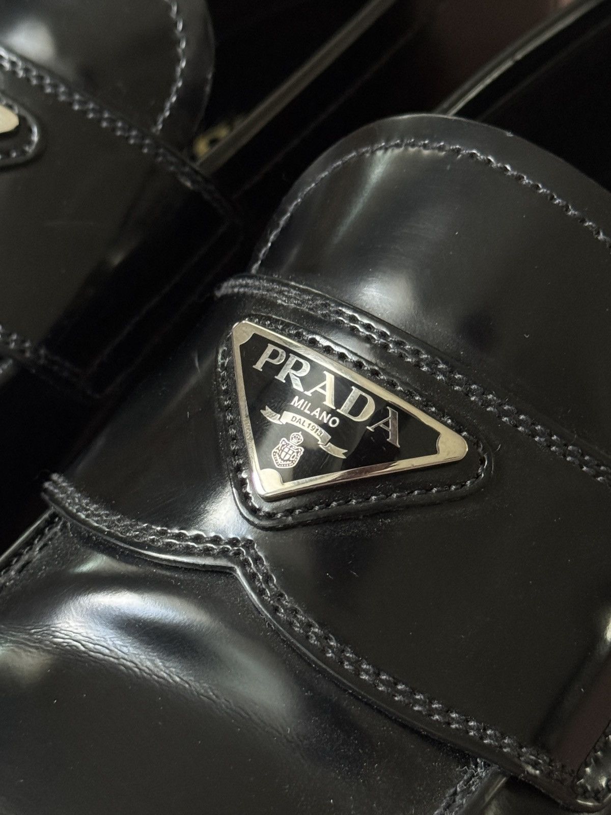 Prada Prada leather Logo Loafer Size US 7 / EU 40 - 2 Thumbnail