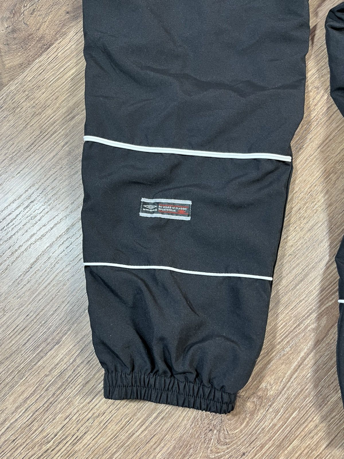 Umbro Vintage Umbro Pants Big Logo Size US 32 / EU 48 - 10 Thumbnail