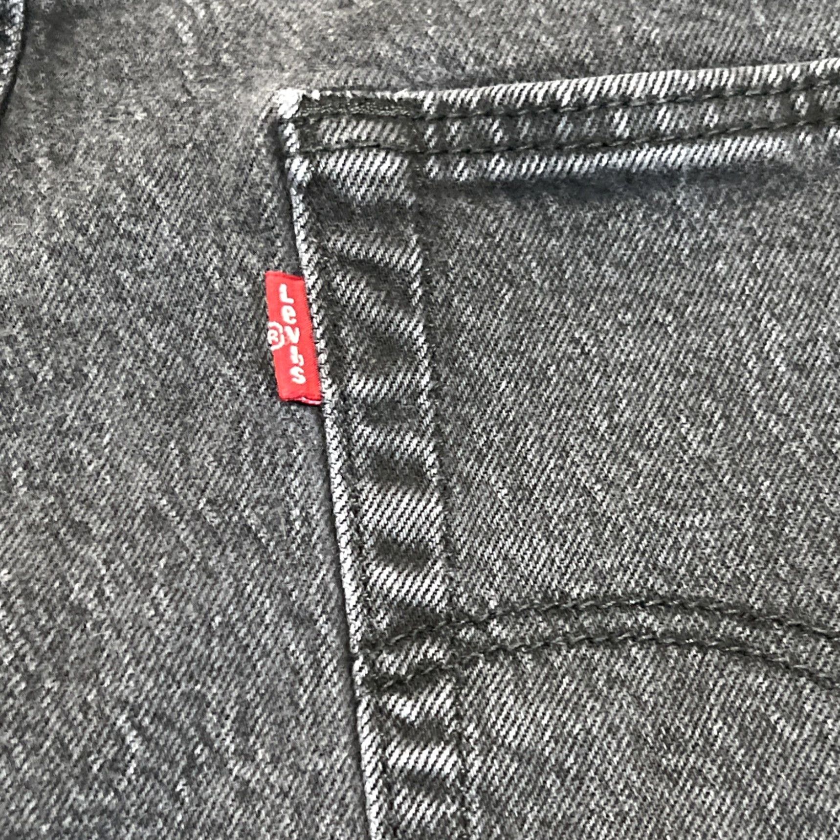 Levi's Levi's 501 Shorts Mens 42 Denim Black Button Fly Inseam 8-9 in 90s Chino American Outdoor Casual Size US 42 / EU 58 - 6 Thumbnail