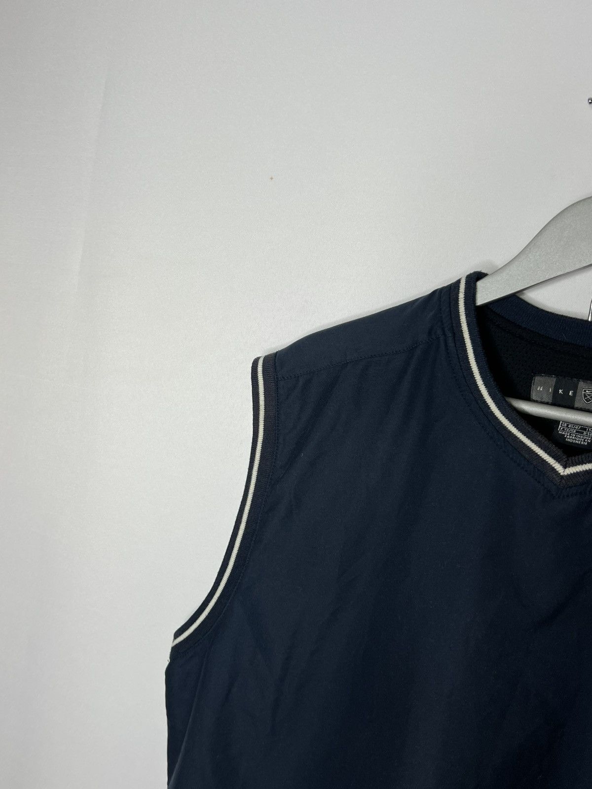 Nike Vintage 90s Nike Golf Nylon Vest Travis Scott Style Tn Size US XL / EU 56 / 4 - 7 Thumbnail