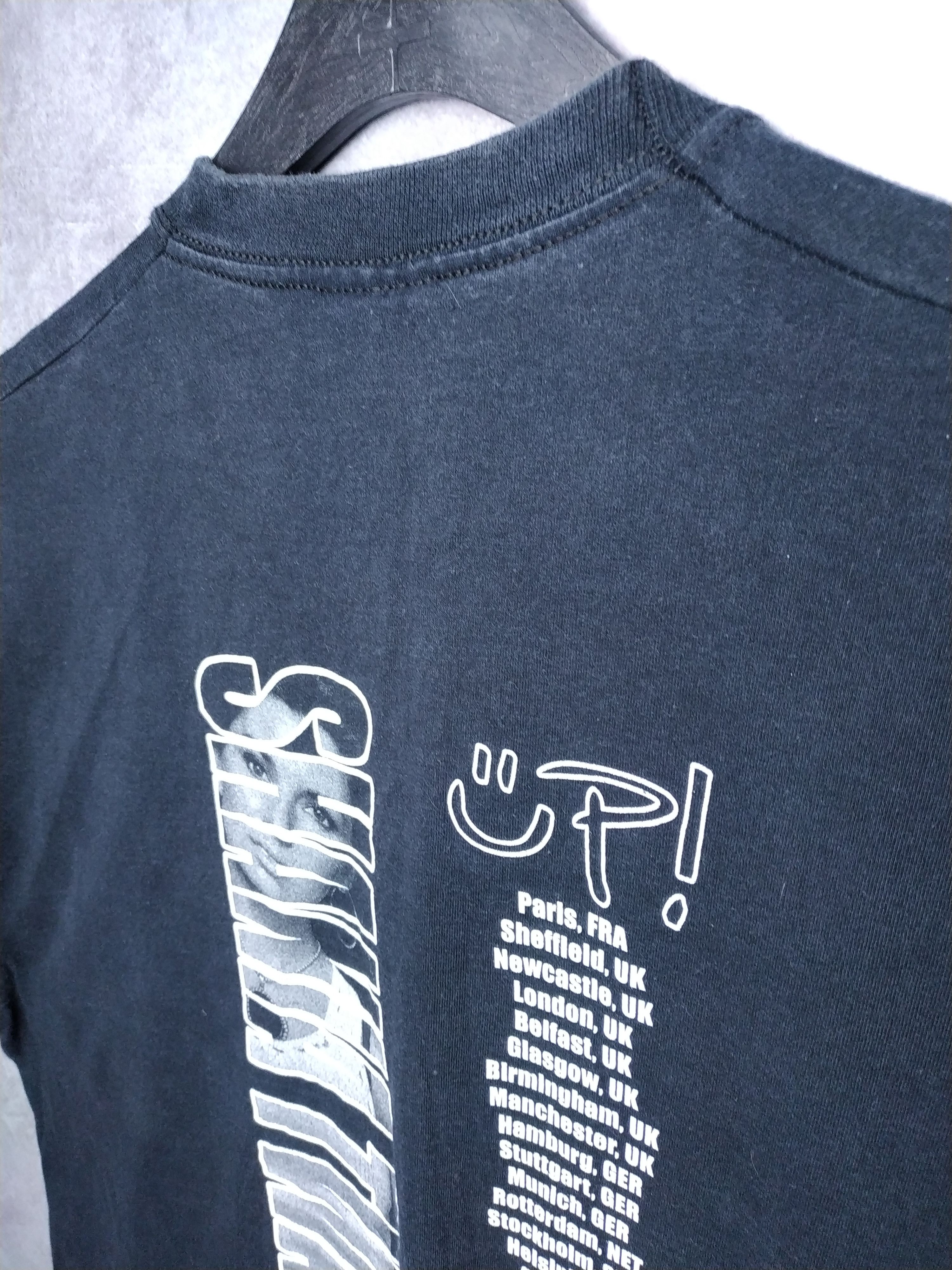 Band Tees Shania Twain Vintage Band Tee Up Tour 2004 Vintage Tshirt Size US XL / EU 56 / 4 - 9 Thumbnail