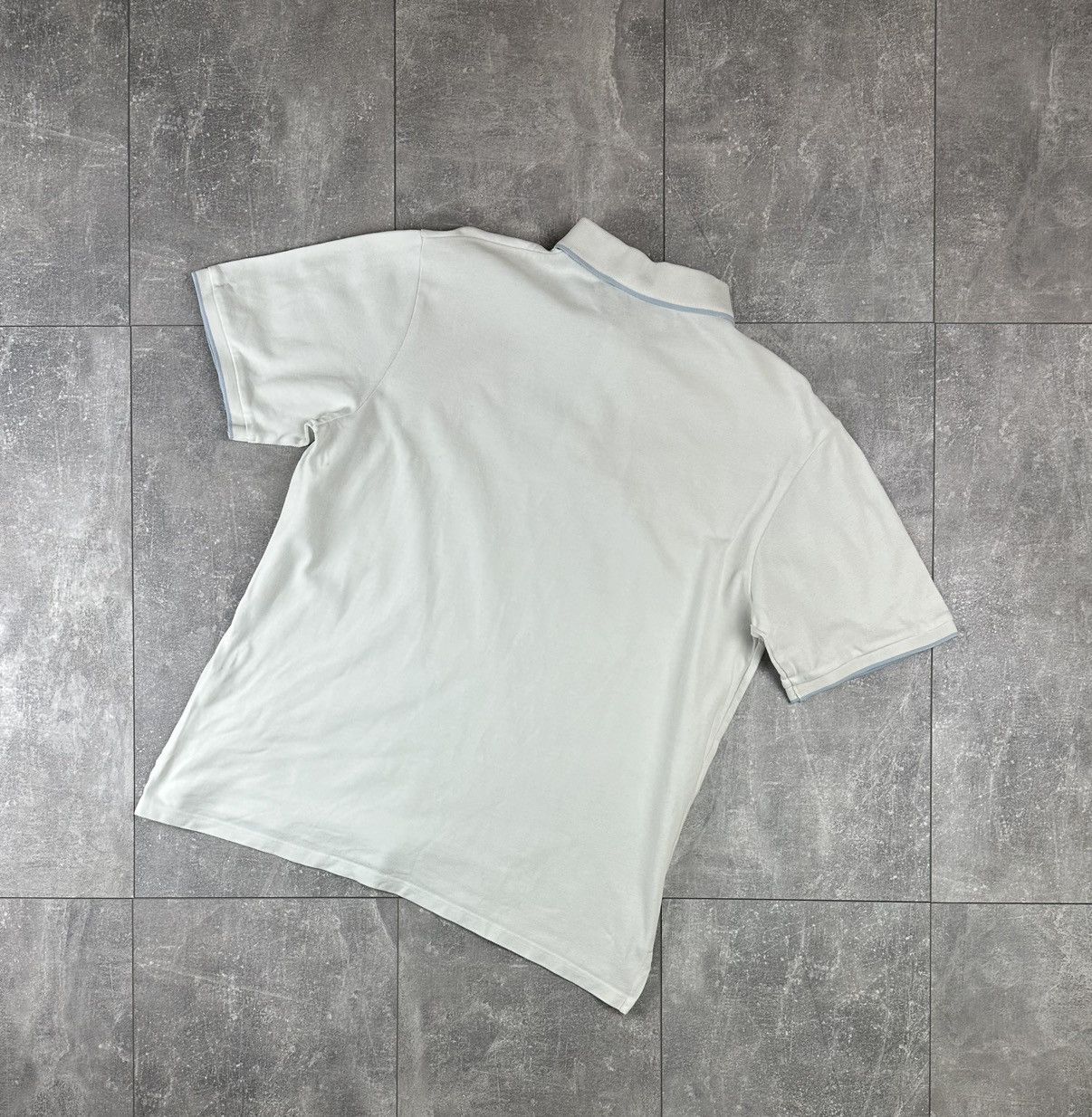 Yves Saint Laurent Yves Saint Lauren Small Logo Luxury Polo T-Shirt Size US L / EU 52-54 / 3 - 12 Thumbnail