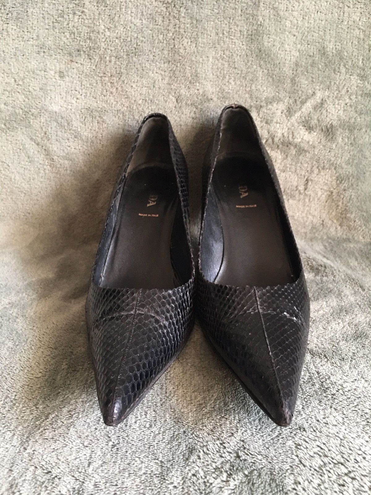 Prada PRADA Black Leather Snake Design Heels Pumps Size EU 39 Size US 9 / IT 39 - 3 Thumbnail