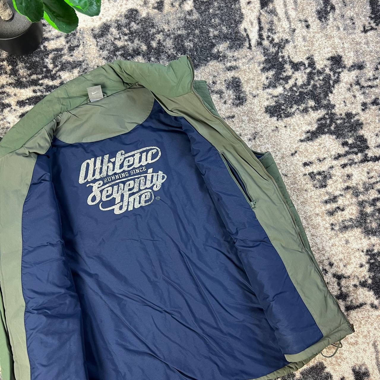 Nike Nike Track Vintage Y2K Big Logo Puffer Vest Streetwear Style Size US XXL / EU 58 / 5 - 4 Thumbnail