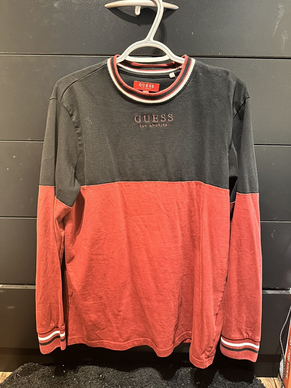 Guess Long Sleeve Guess Los Angeles Tee Size US L / EU 52-54 / 3 - 1 Thumbnail