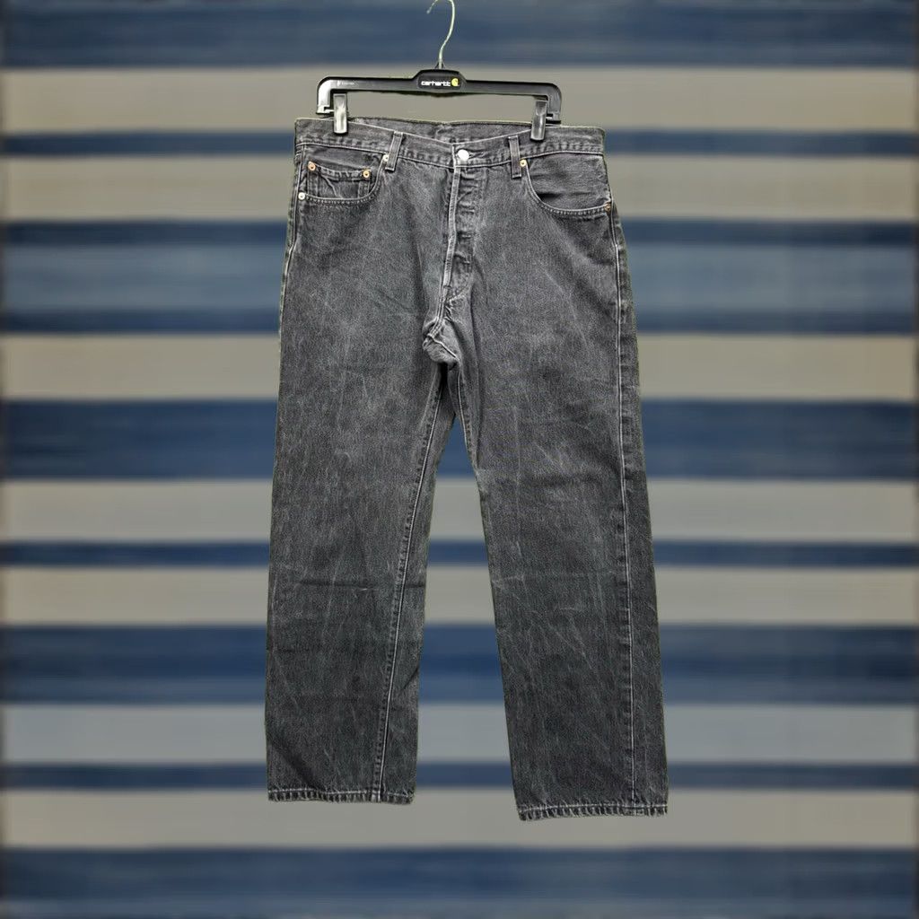 Levi's VINTAGE Levi's 501 Jeans Mens 36x30 Black Button Fly Straight Leg Casual Work Size US 36 / EU 52 - 1 Thumbnail