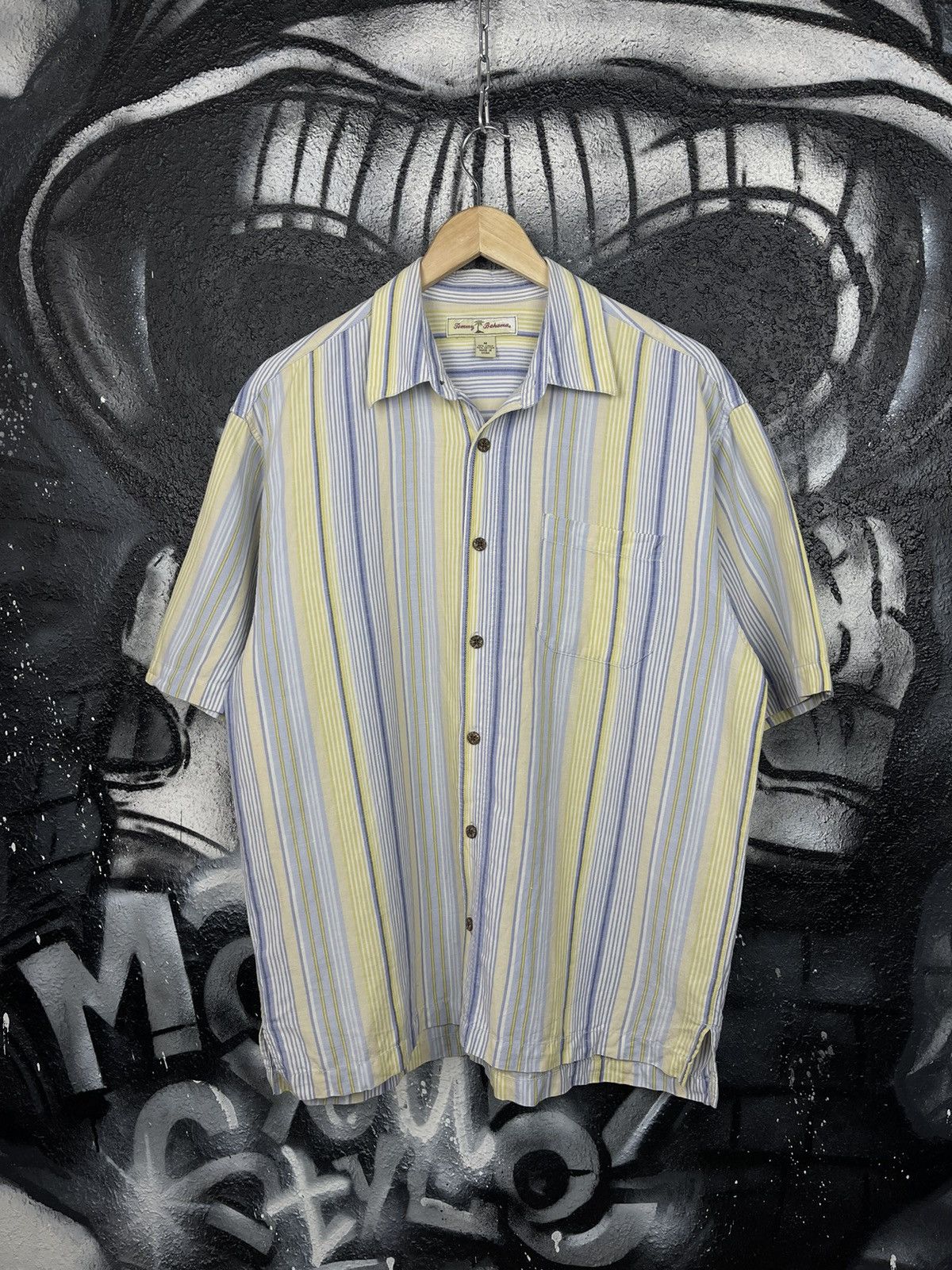 Tommy Bahama Tommy Bahama Striped Button Up Relaxed Shirt Men’s Size M Size US M / EU 48-50 / 2 - 2 Thumbnail