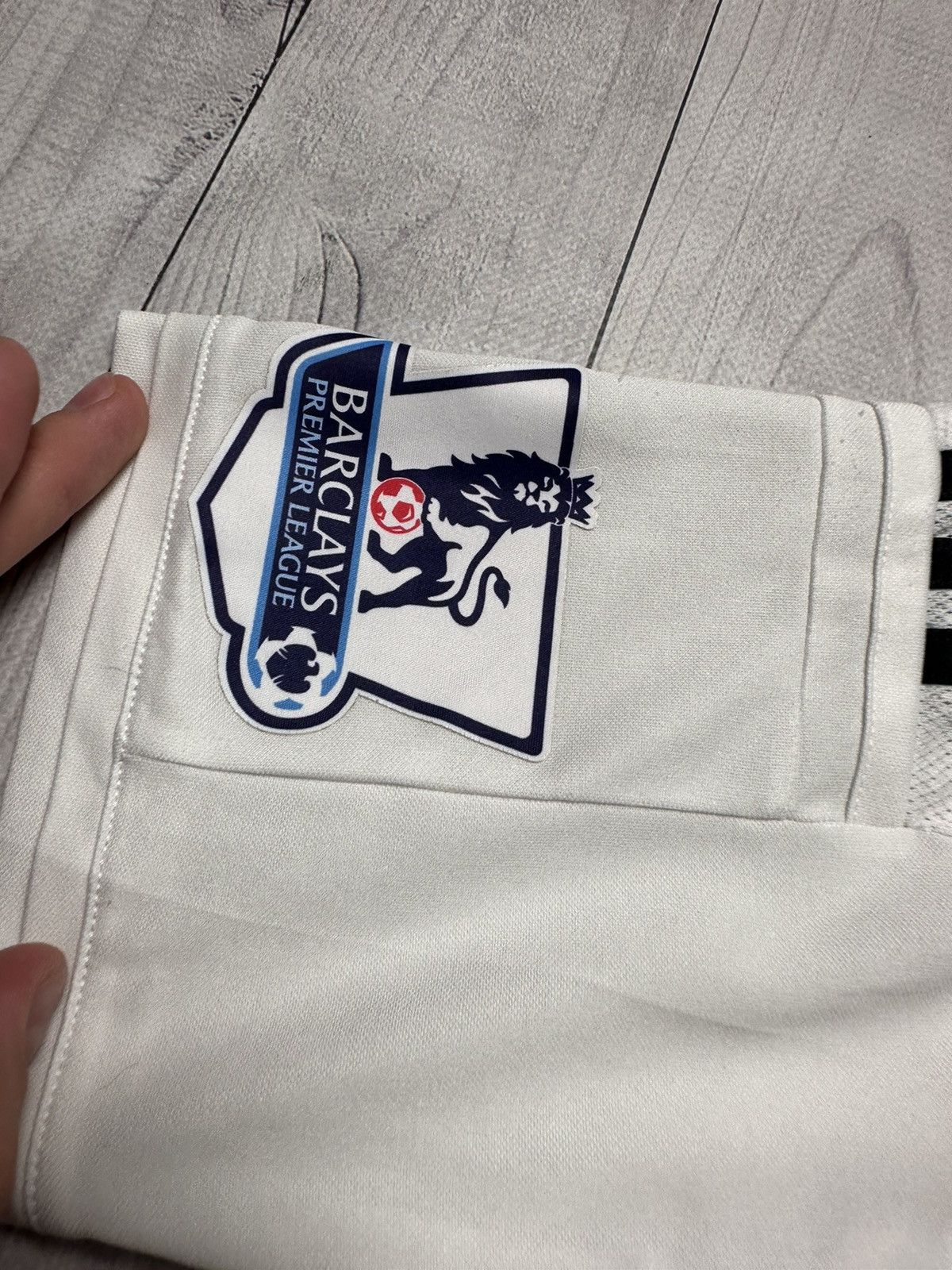 Adidas × Vintage Vintage adidas Swansea soccer jersey size S Size US S / EU 44-46 / 1 - 6 Thumbnail