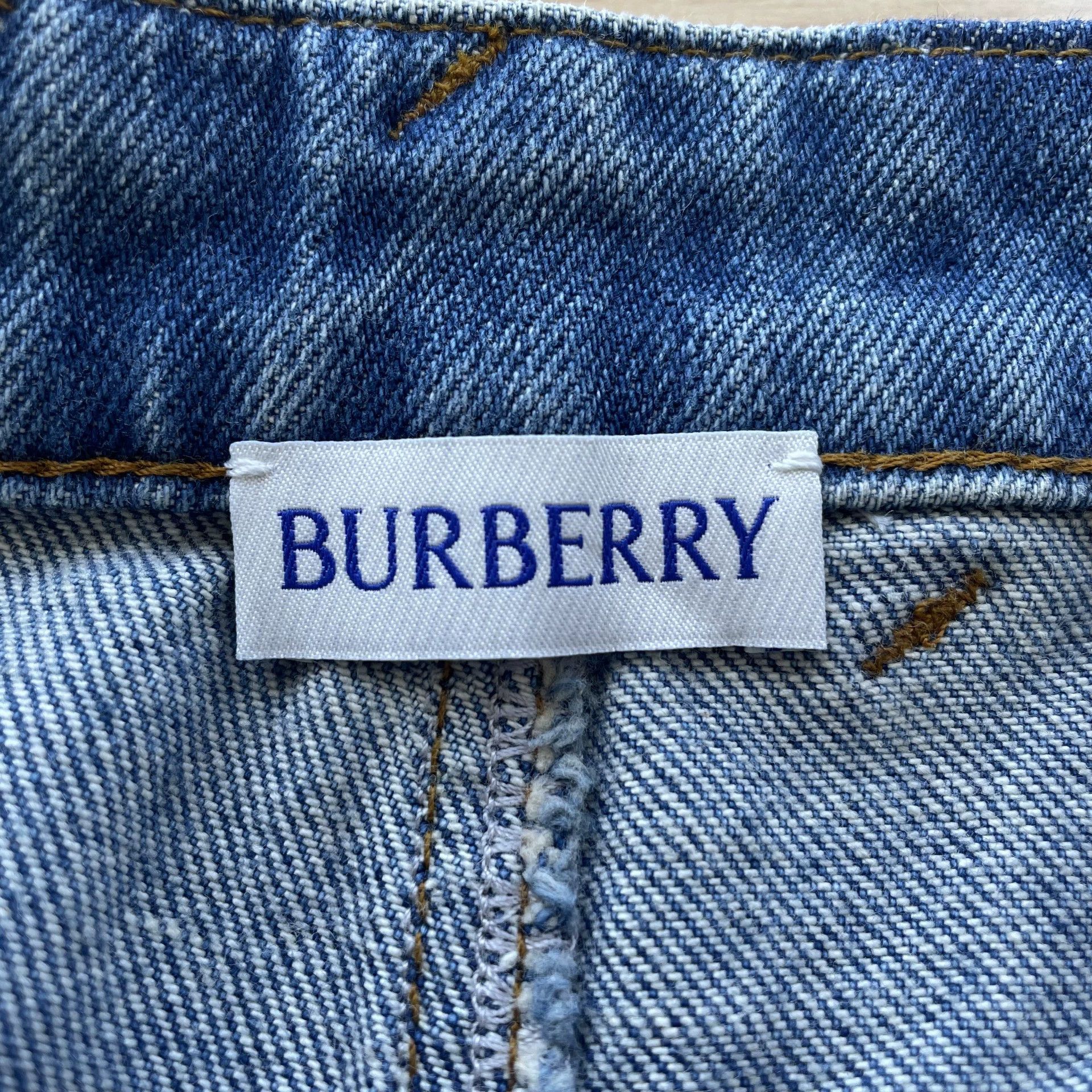 Burberry Burberry SS25 Equestrian Logo Denim Dress Women's Blue 6 Size 28" / US 6 / IT 42 - 5 Thumbnail
