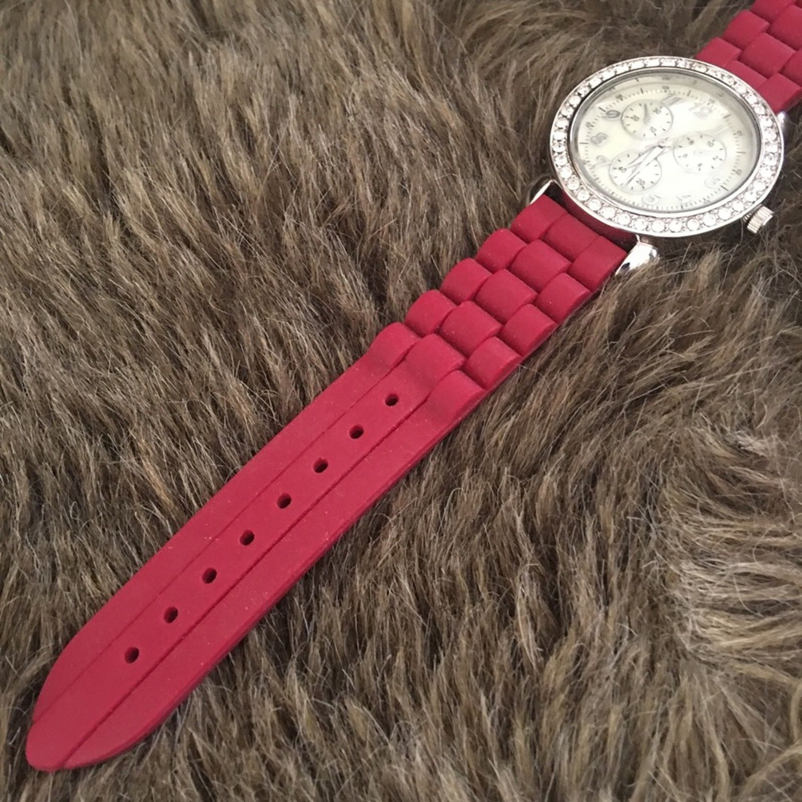 Jewelry Ladies red soft silicone band rhinestone watch Size ONE SIZE - 7 Thumbnail