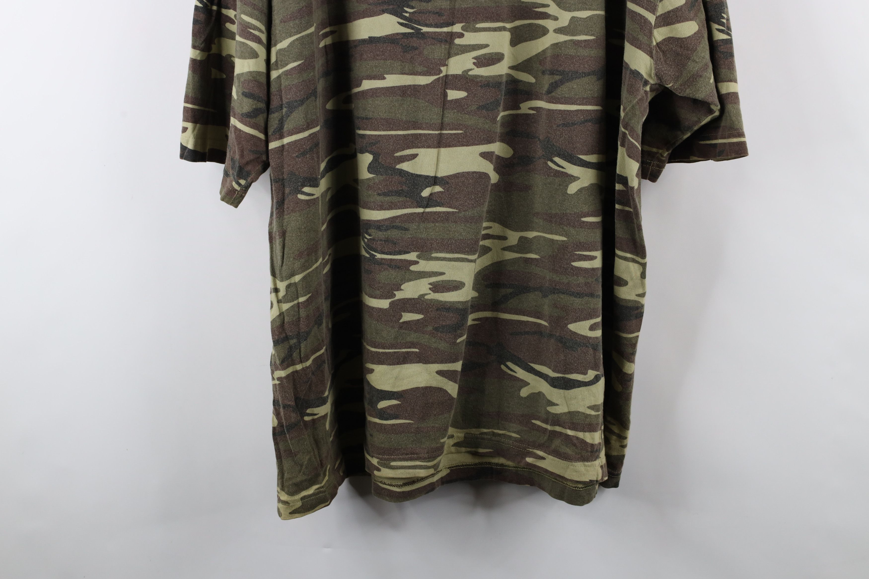 Vintage Vintage 90s Streetwear Camouflage Short Sleeve Polo Shirt Size US XXL / EU 58 / 5 - 13 Thumbnail