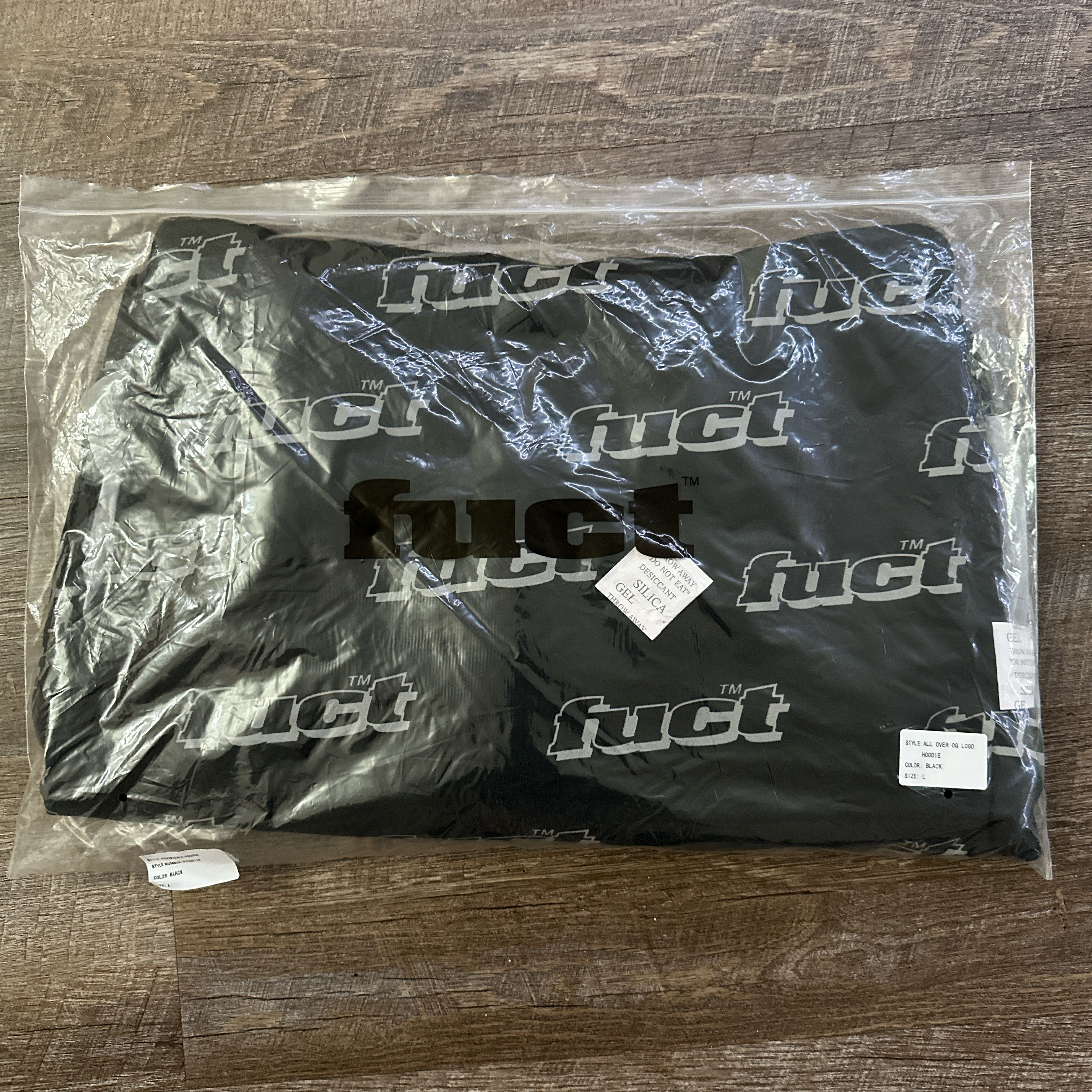 FUCT FUCT ALL OVER OG LOGO 3M REFELCTIVE HOODIE BLACK Size US L / EU 52-54 / 3 - 1 Thumbnail
