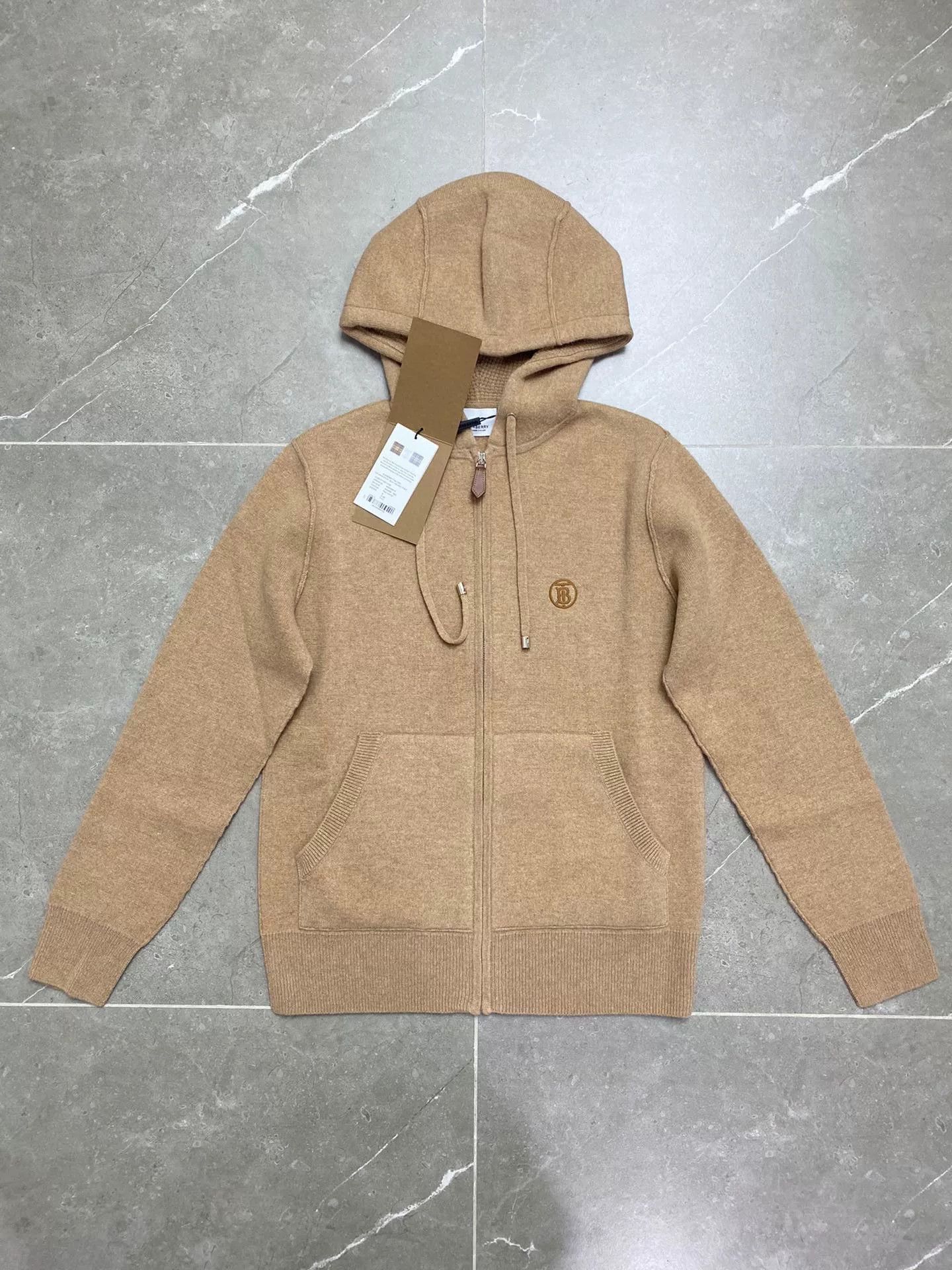 Burberry Burberry Signature TB Cashmere Hoodie Size US S / EU 44-46 / 1 - 1 Thumbnail