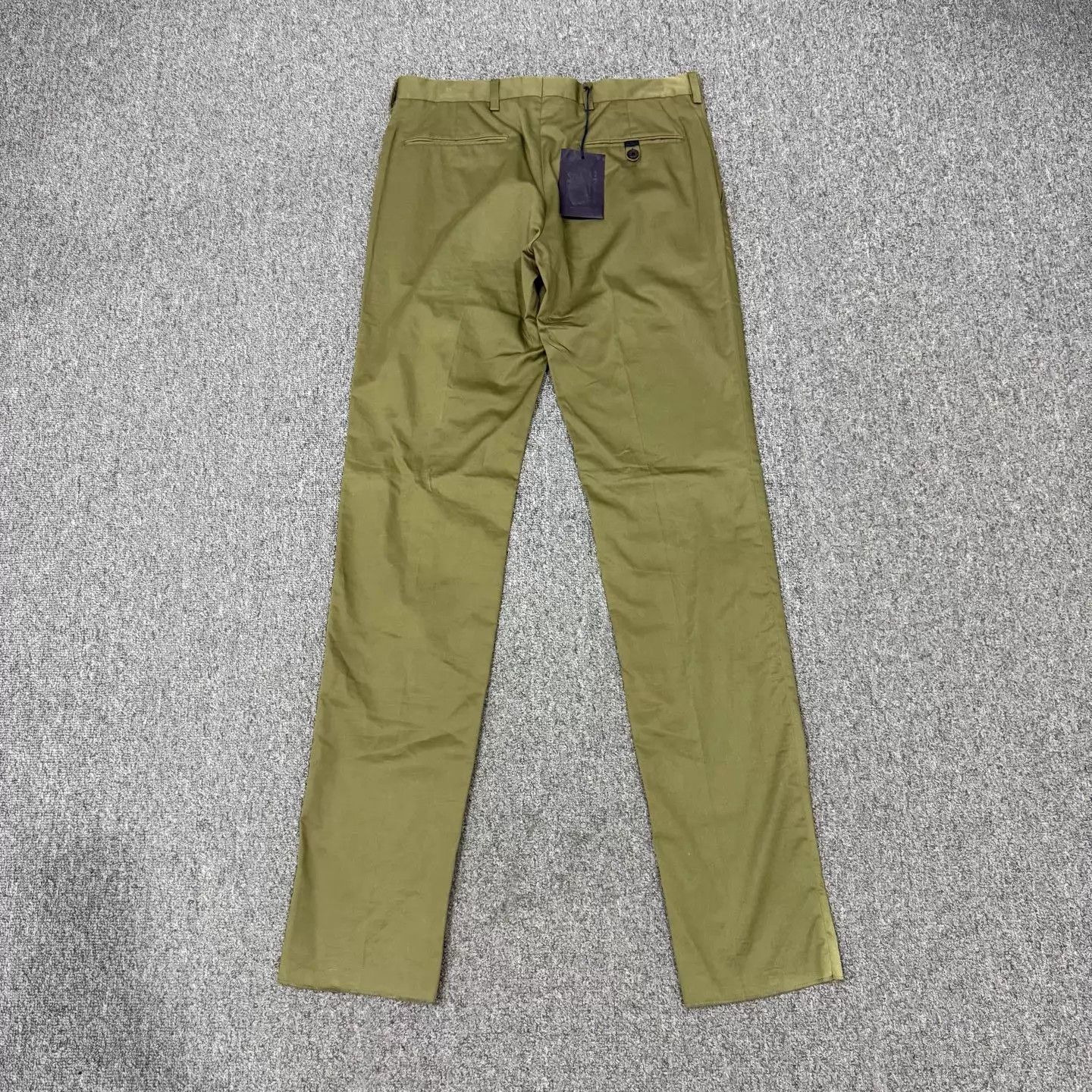 Prada Prada 21582578 Green Casual Pants Unused 31 Size US 31 - 2 Thumbnail