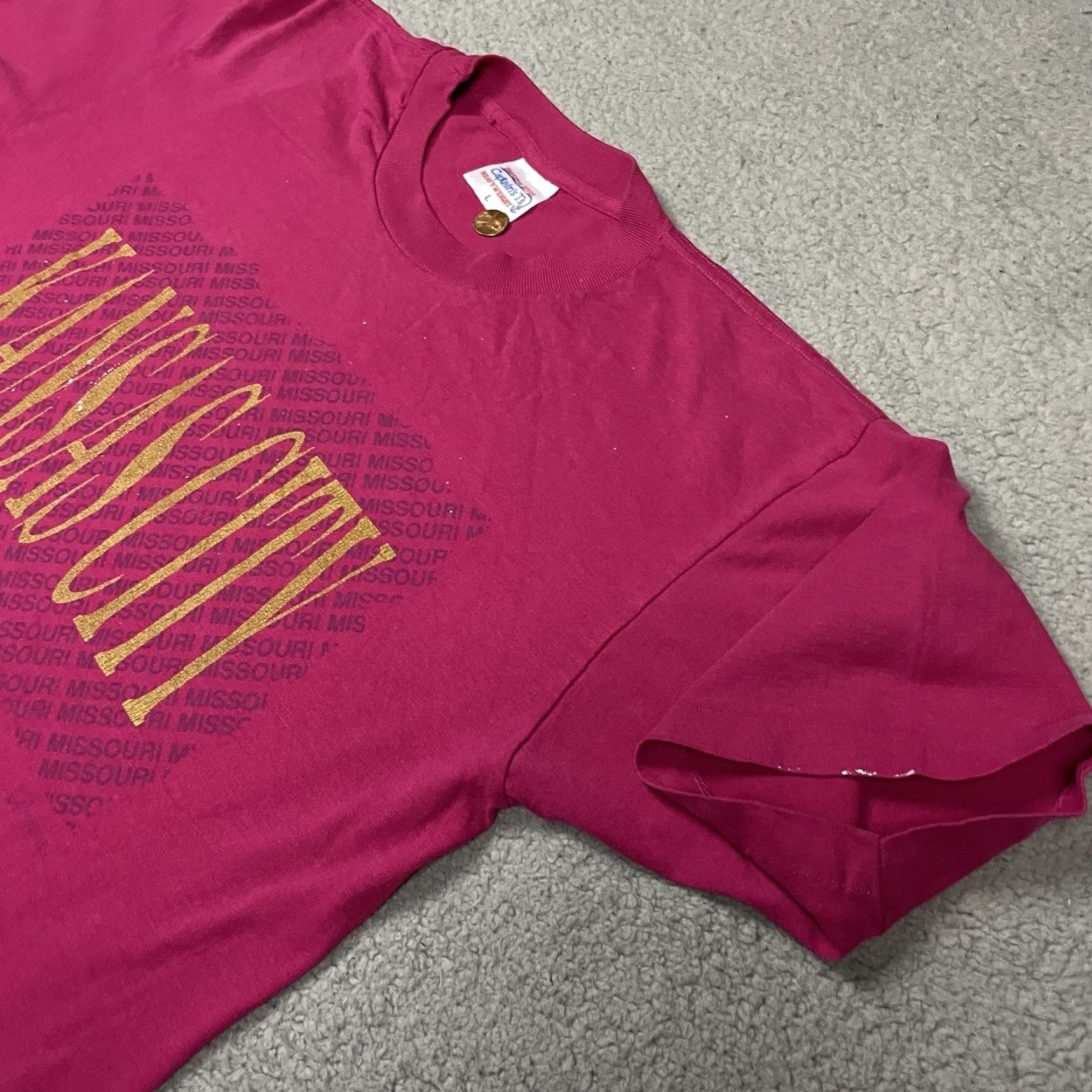 Vintage VINTAGE Kansas City Tshirt Adult L Pink Distressed Single Stitch Missouri MO Shirt Mens 90s Kansas City Graphic Print Short Sleeve Cotton USA Size US L / EU 52-54 / 3 - 5 Thumbnail