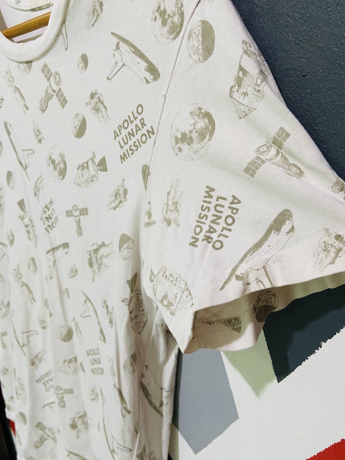 Japanese Brand Guu- Full Pront Apollo LunaR Mission Size US S / EU 44-46 / 1 - 3 Thumbnail