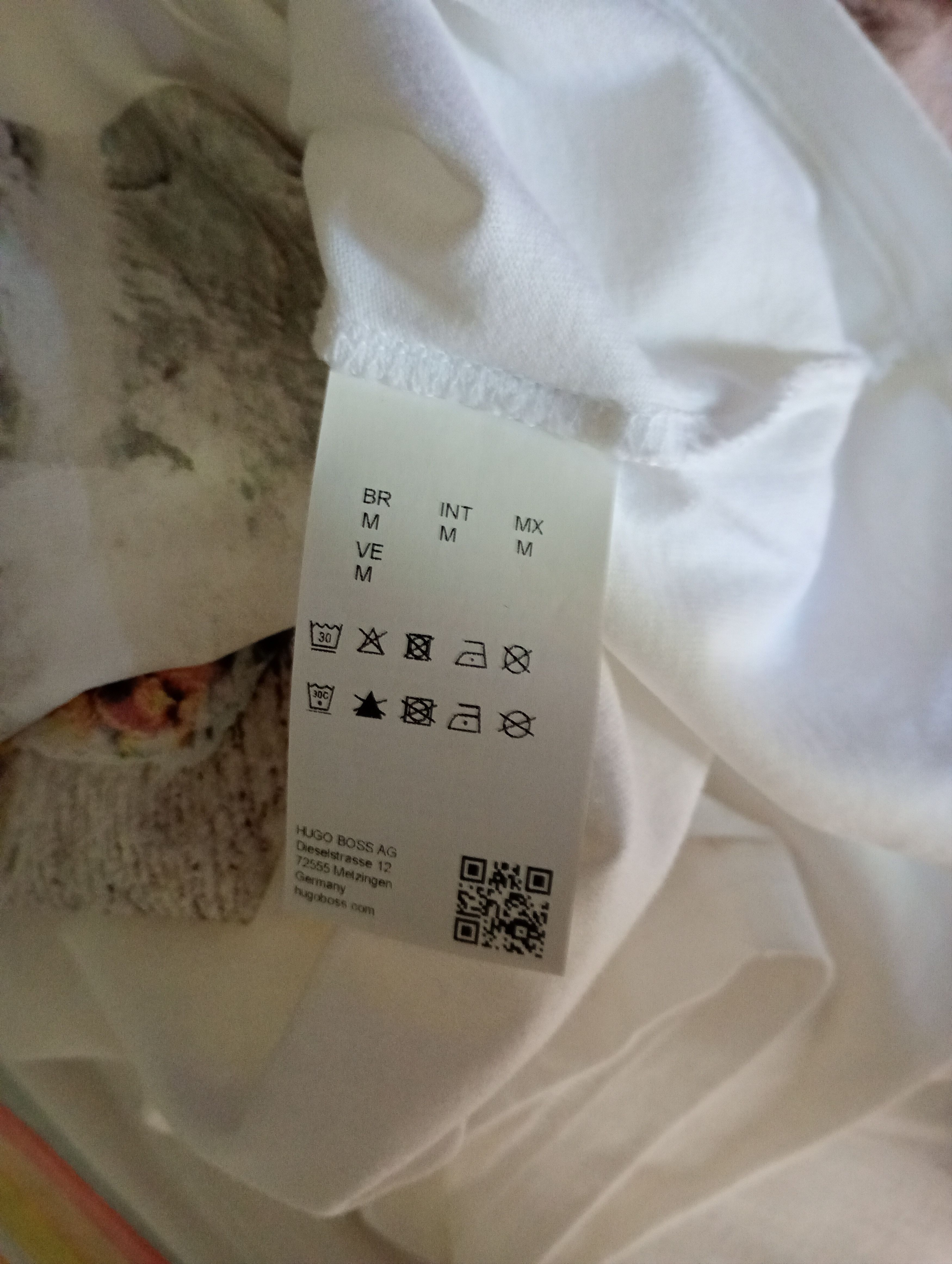 Hugo Boss Hugo Boss Printed T-Shirt Size US M / EU 48-50 / 2 - 14 Thumbnail